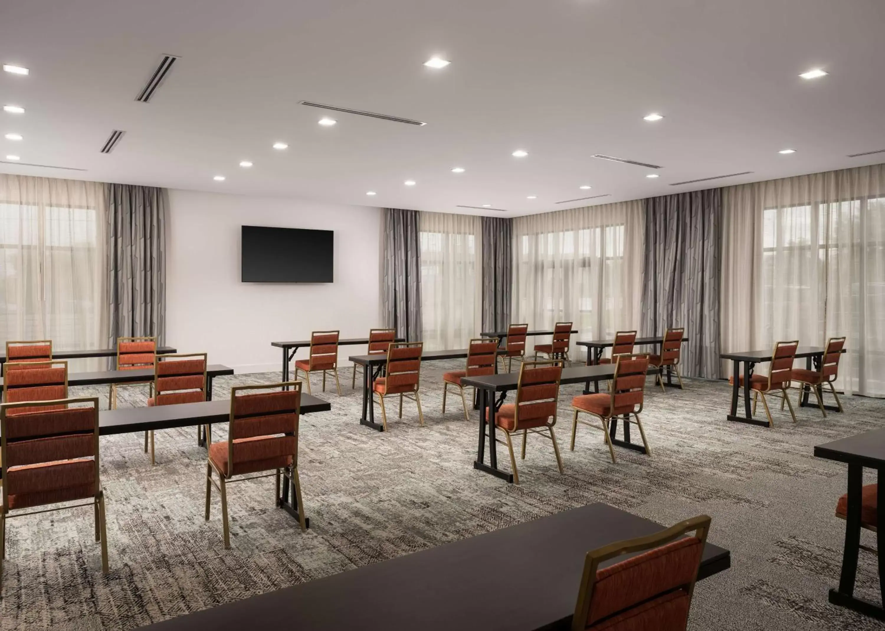 Meeting/conference room, Restaurant/Places to Eat in Homewood Suites By Hilton Jackson Fondren Medical District