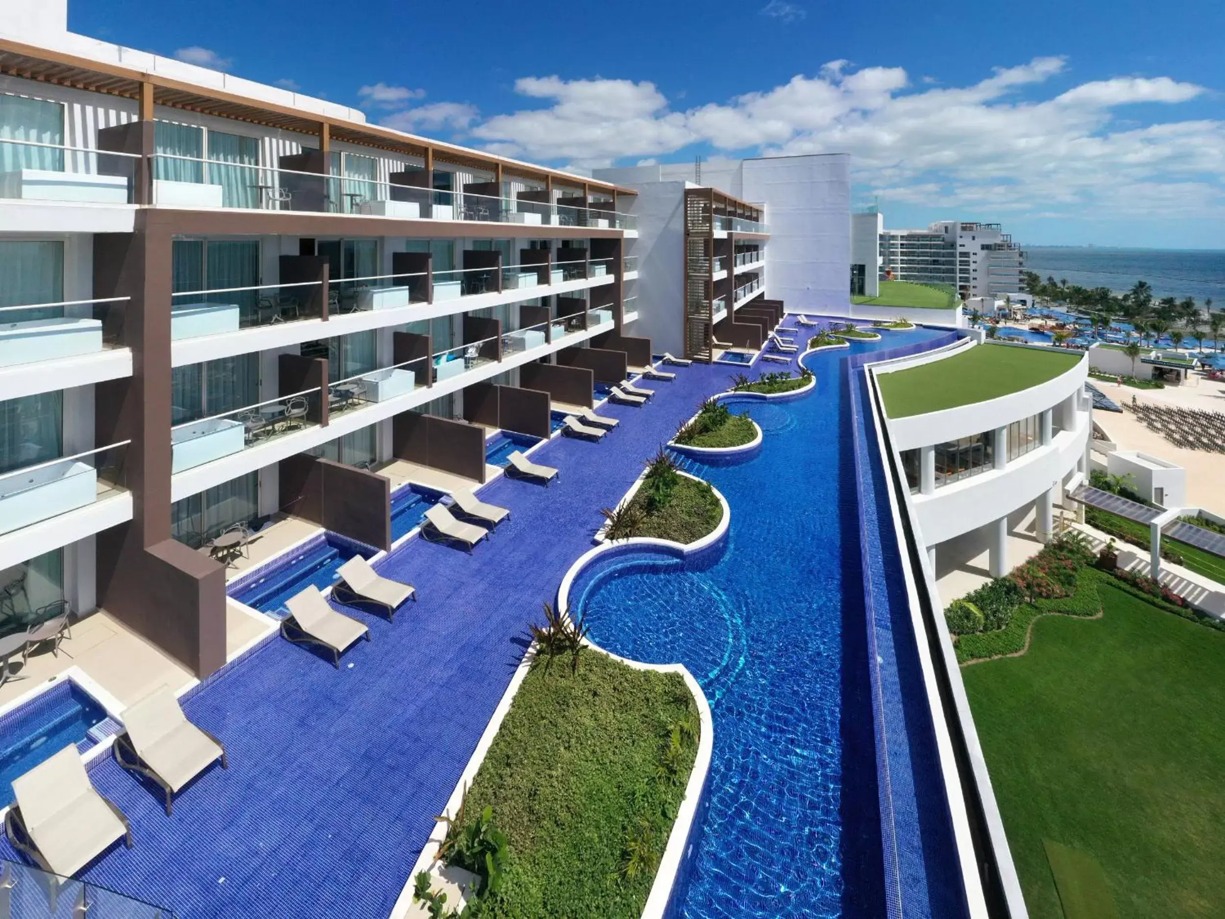 Pool View in Royalton Splash Riviera Cancun, An Autograph Collection All-Inclusive Resort