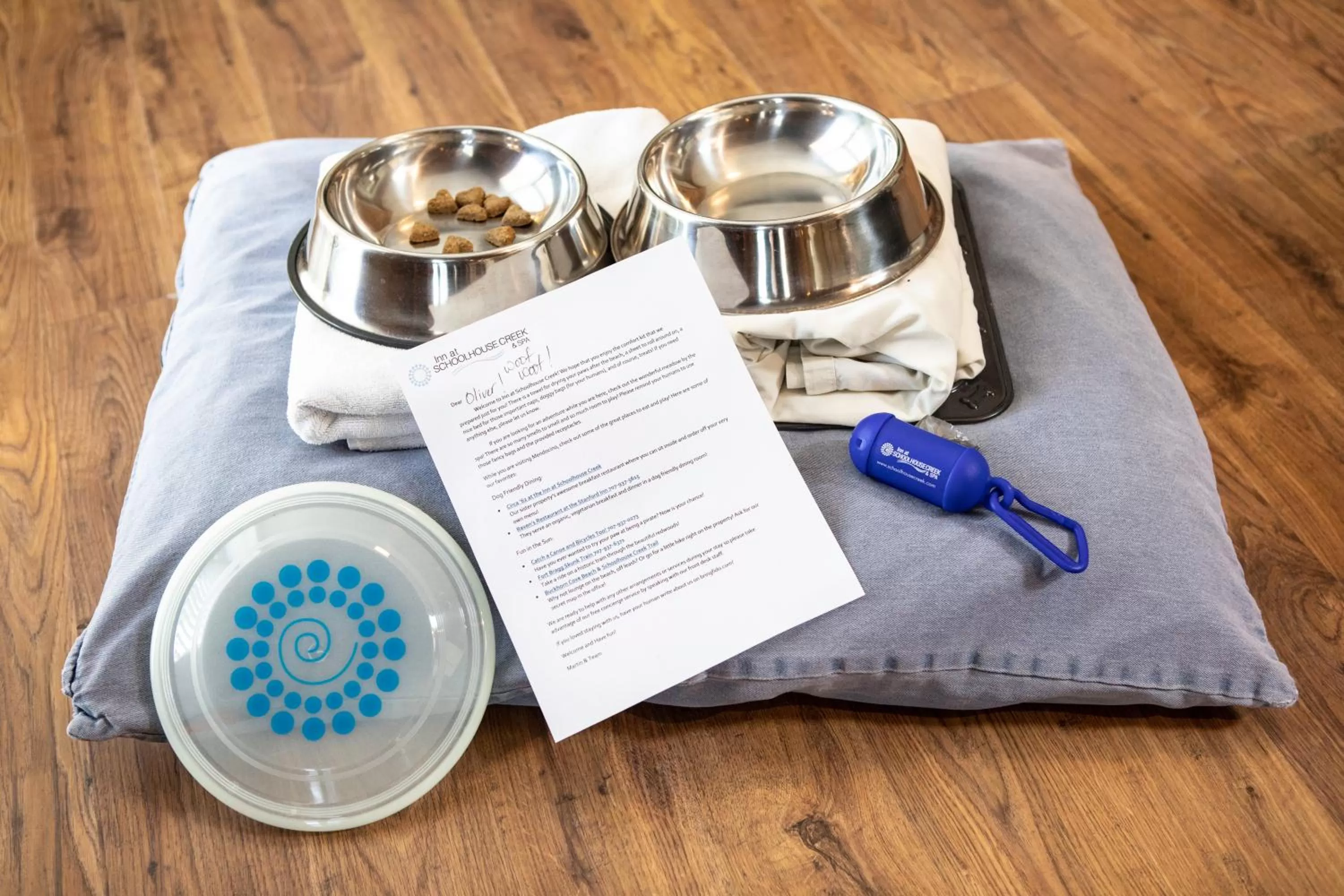 Pets in Inn at Schoolhouse Creek