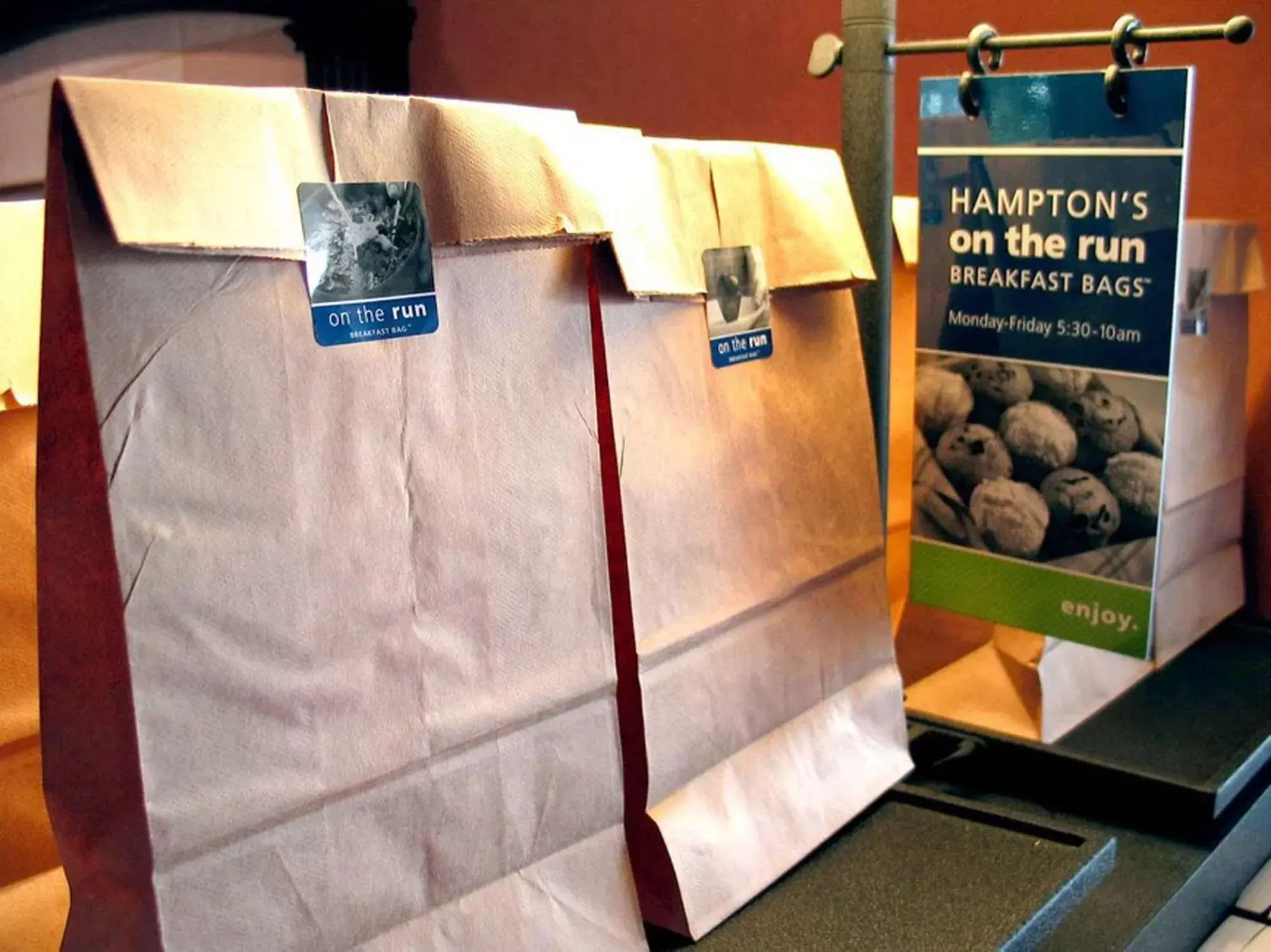 Breakfast in Hampton Inn Pittsburgh University Medical Center Breakfast in Hampton Inn Pittsburgh University Medical Center