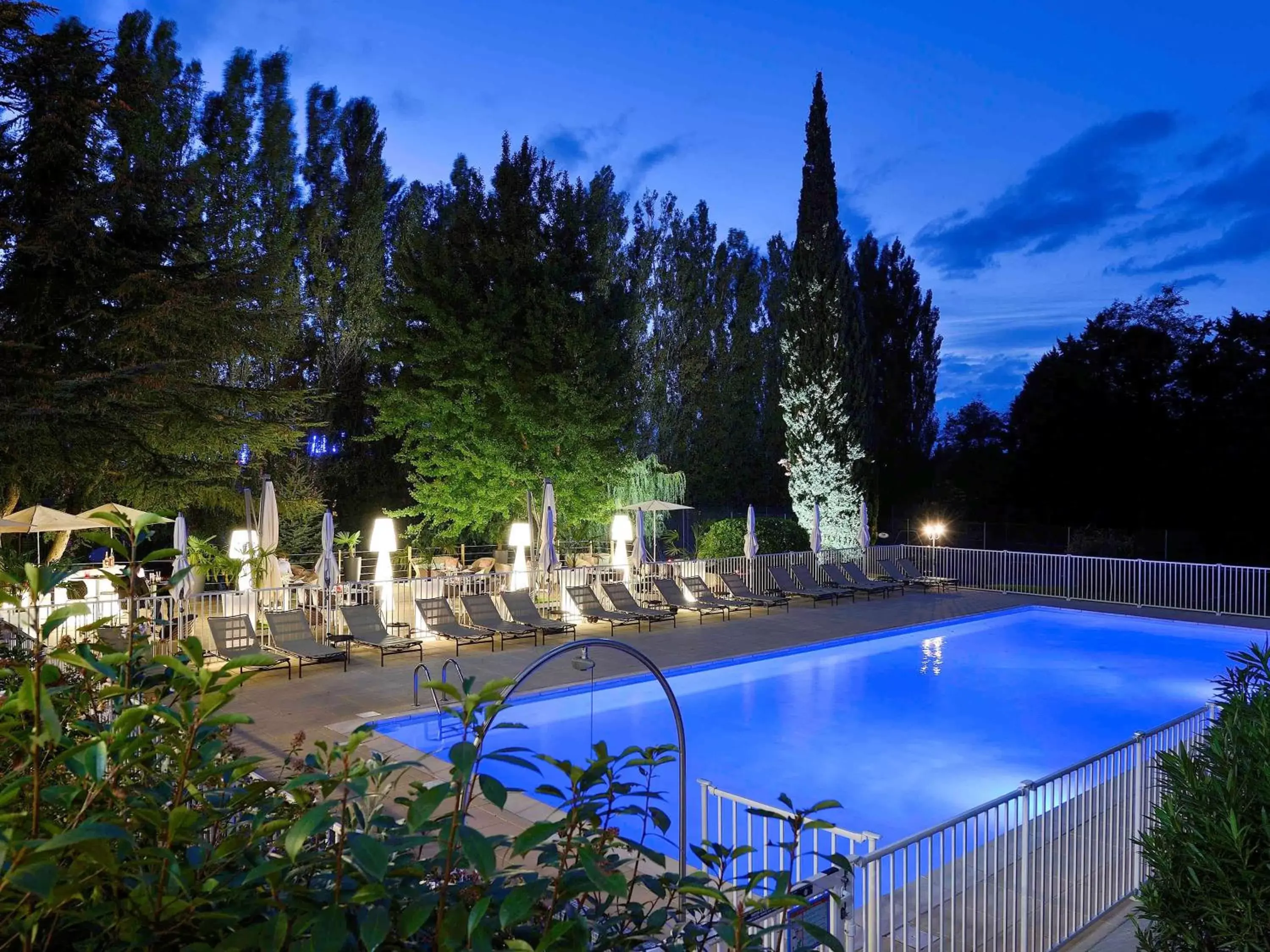 On site, Pool View in Novotel Avignon Nord
