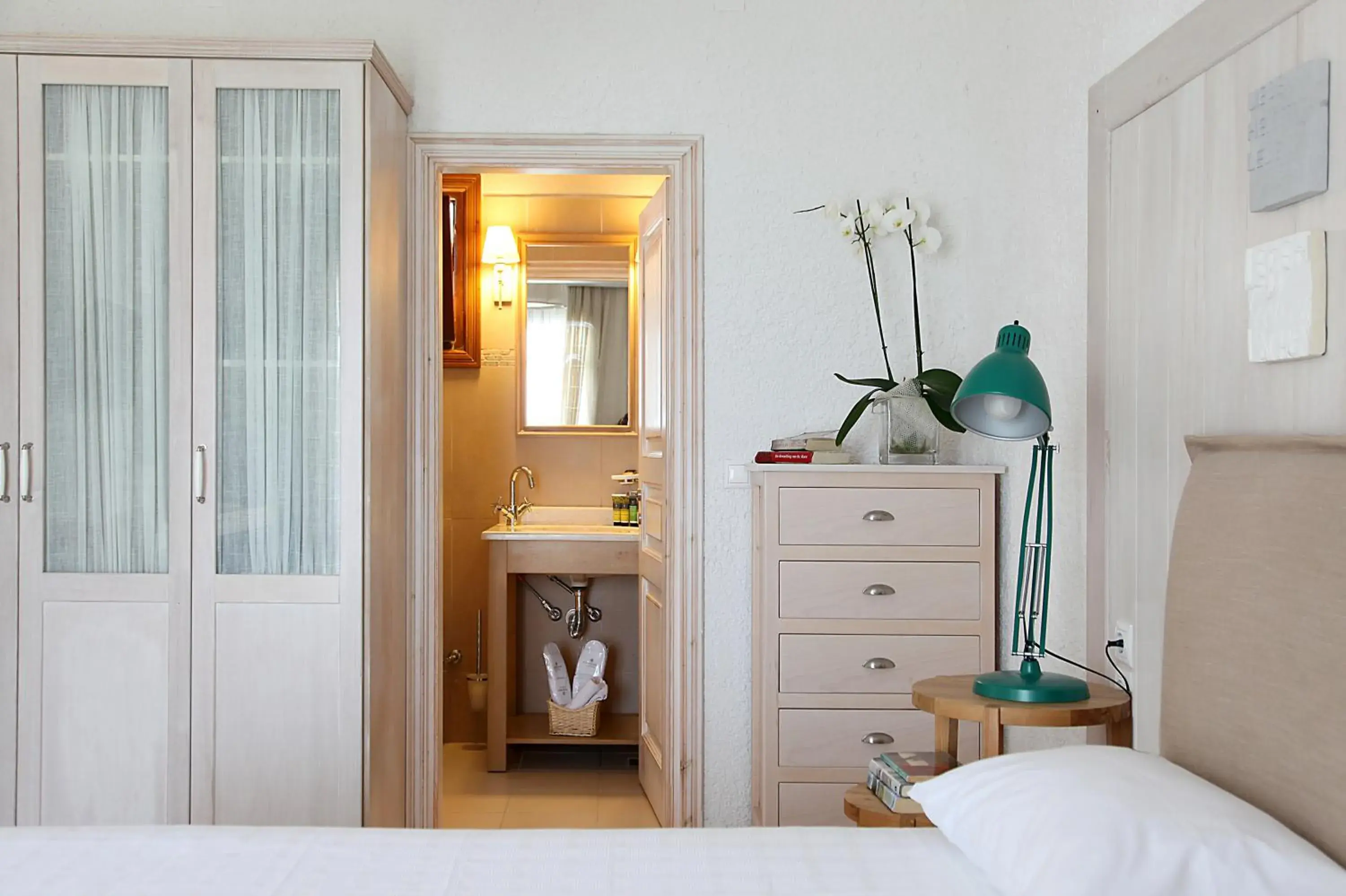 Bedroom, Bathroom in Skopelos Village Hotel