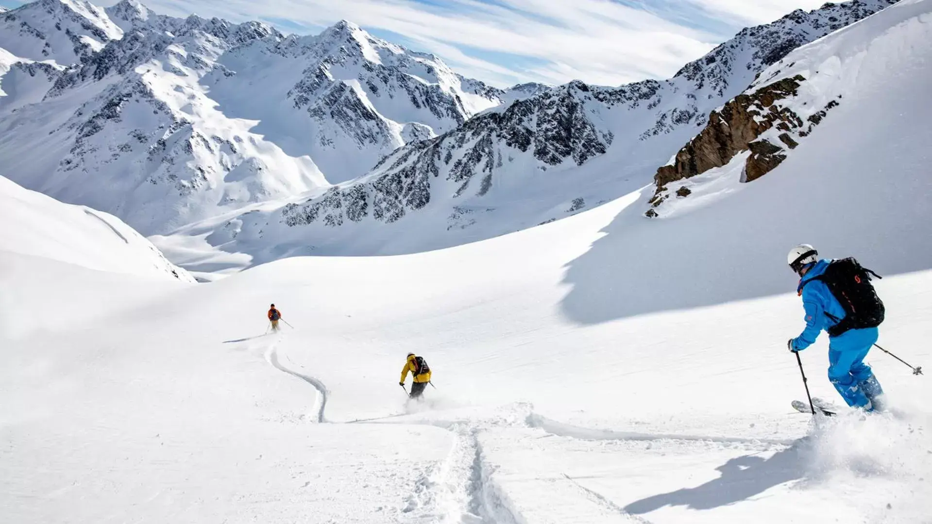 Skiing in Madrisa Lodge