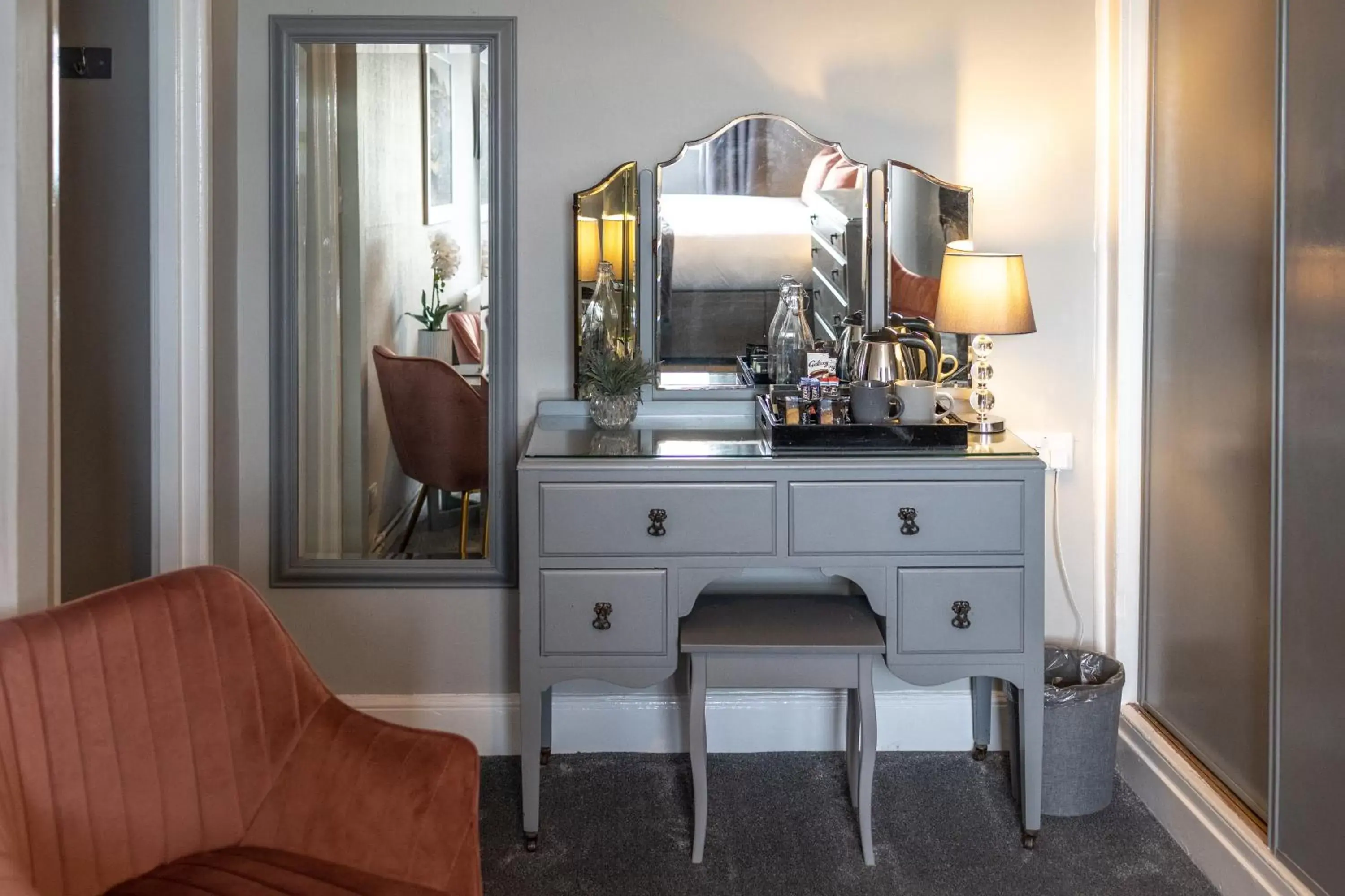 Bedroom in Gloucester House