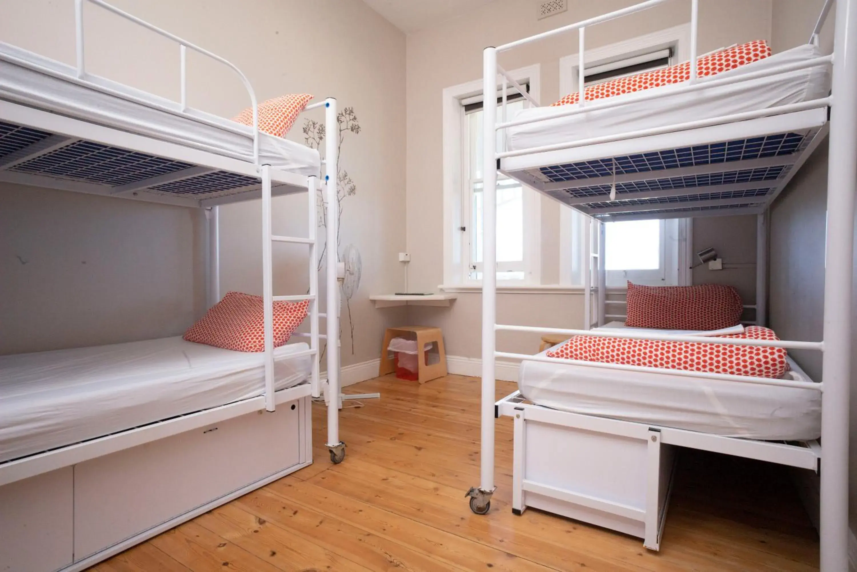 Bed, Bunk Bed in YHA Port Elliot Beach House