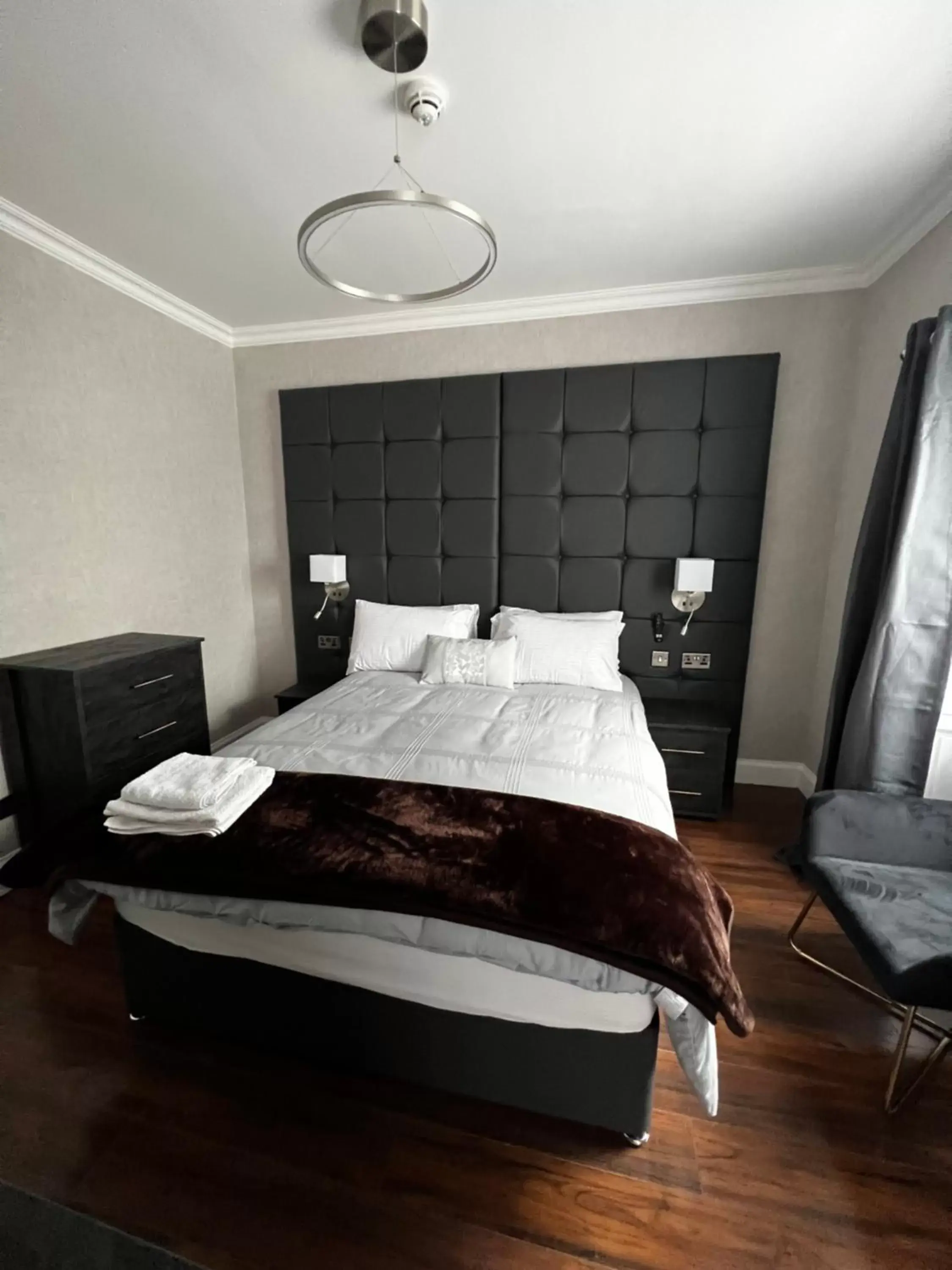 Deluxe King Studio in Amani Apartments - Glasgow City Centre Deluxe King Studio in Amani Apartments - Glasgow City Centre