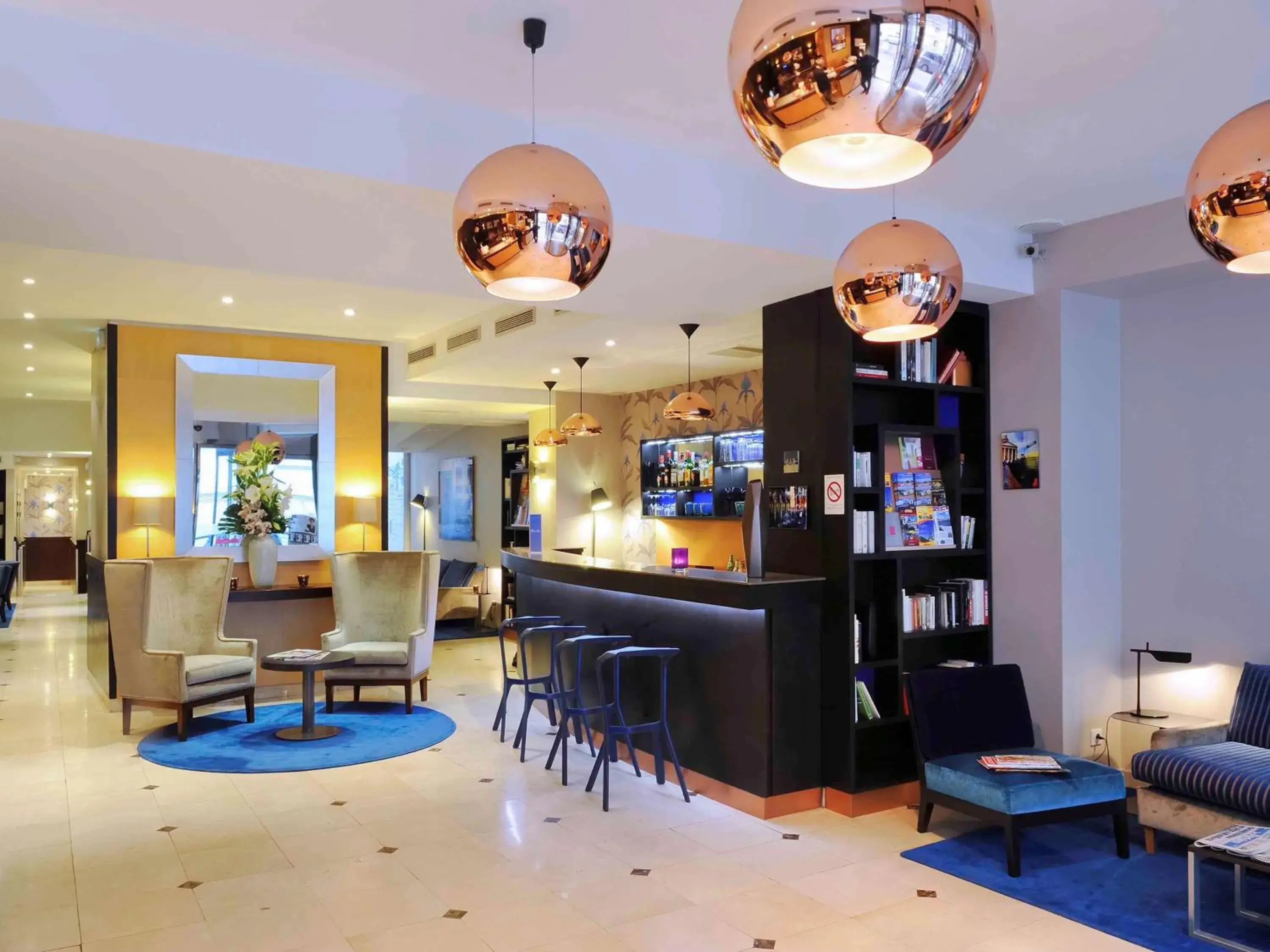 Lounge or bar, Lobby/Reception in Mercure Paris La Sorbonne Saint Germain des Pres Hotel