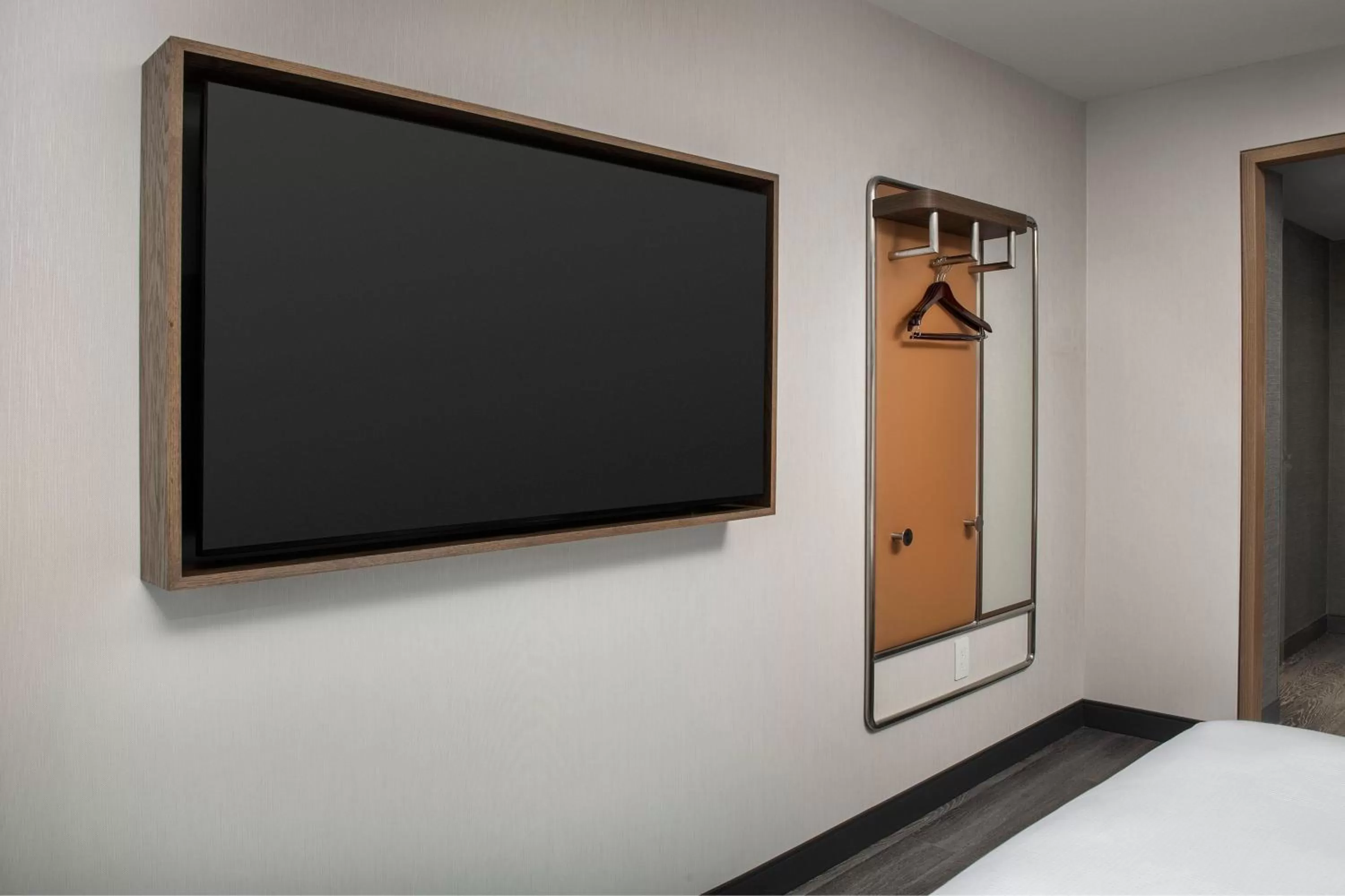 Photo of the whole room in Courtyard by Marriott Washington, DC Dupont Circle