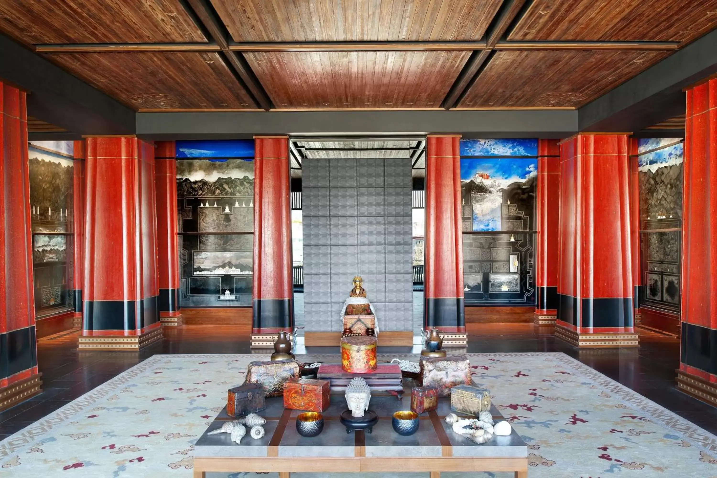Lobby or reception in The St. Regis Lhasa Resort