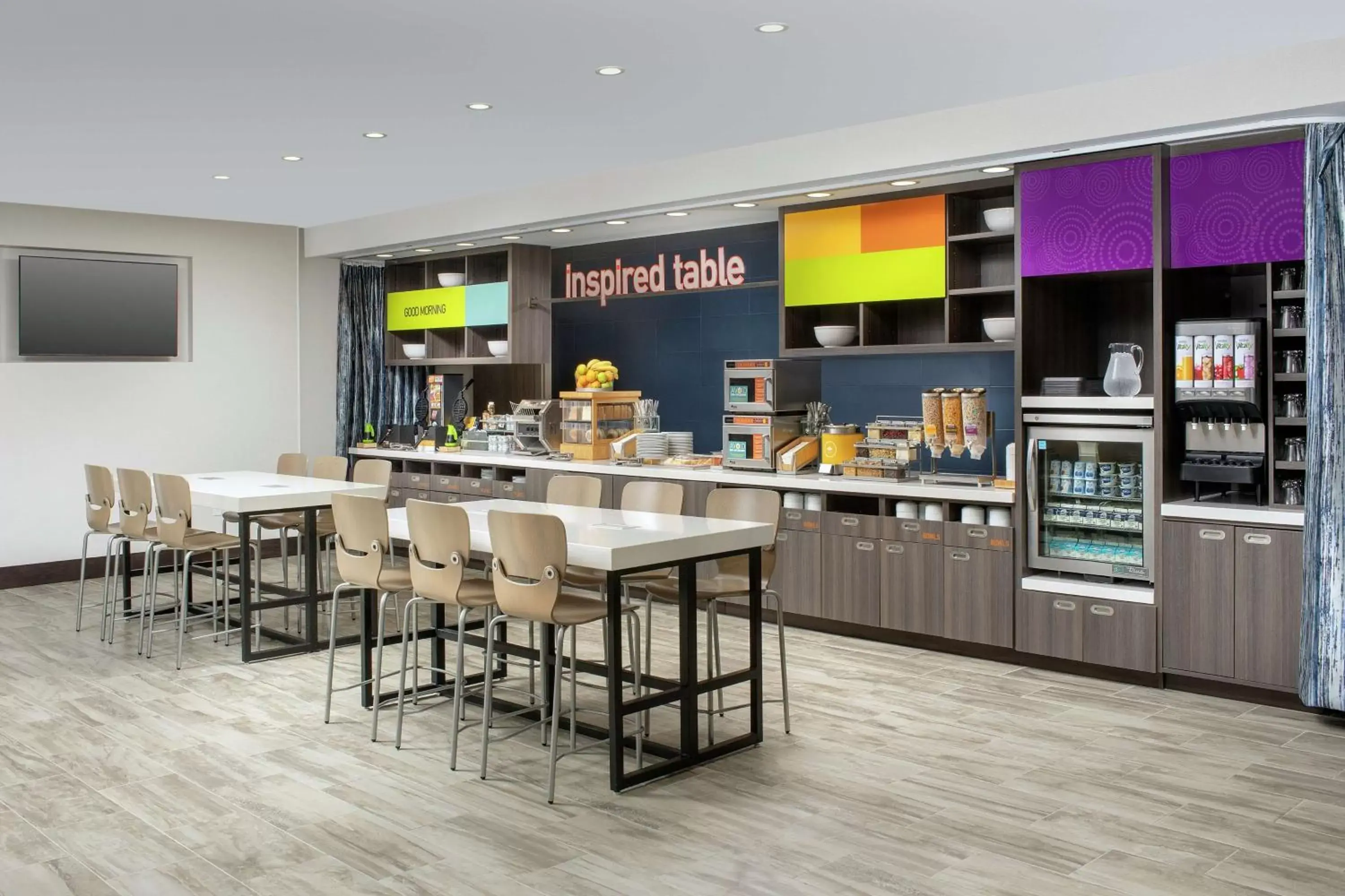 Breakfast, Restaurant/Places to Eat in Home2 Suites By Hilton Charlottesville Downtown