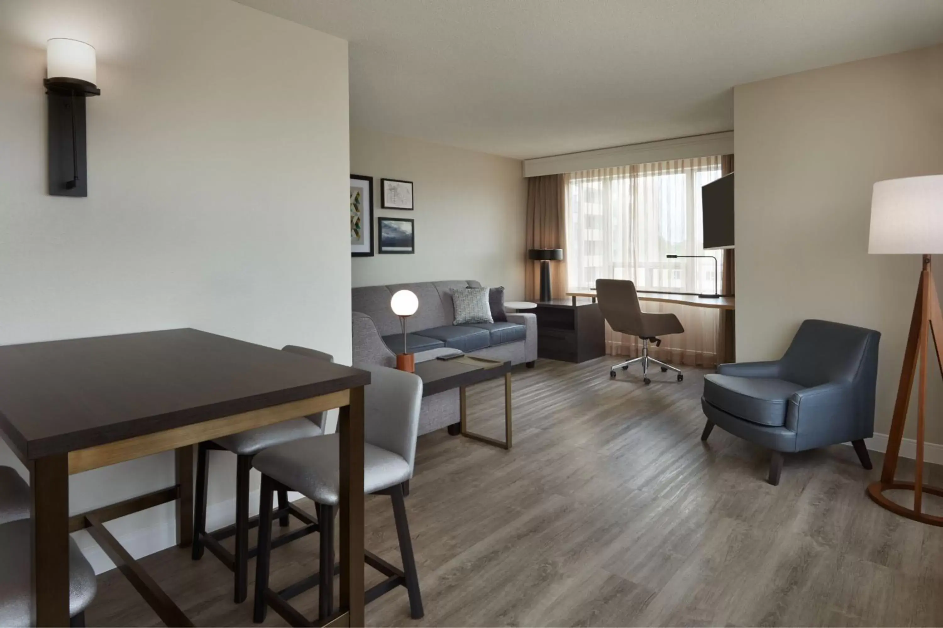 Bedroom, Seating Area in Residence Inn by Marriott London Downtown