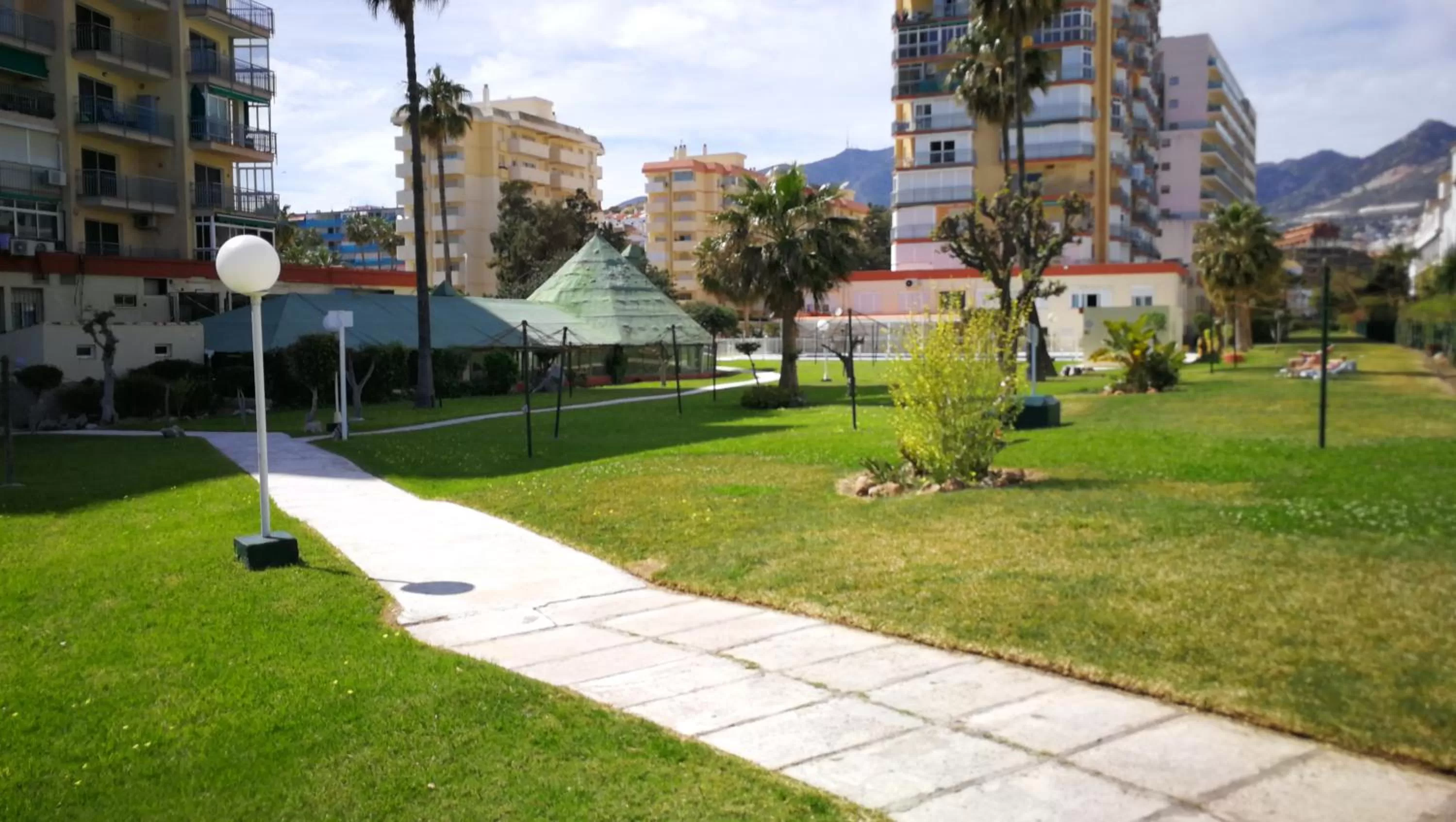 Swimming pool in Benalmadena ,apartamento-Estudio primera Línea de Playa