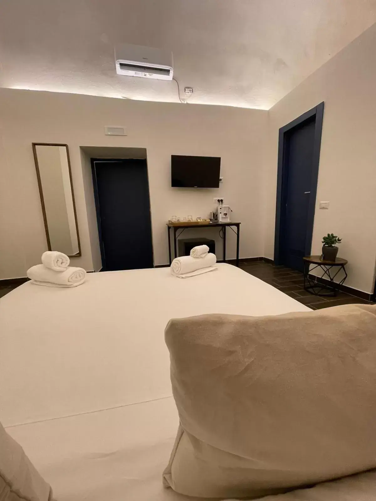 Bedroom, Bed in Palazzo Belmosto