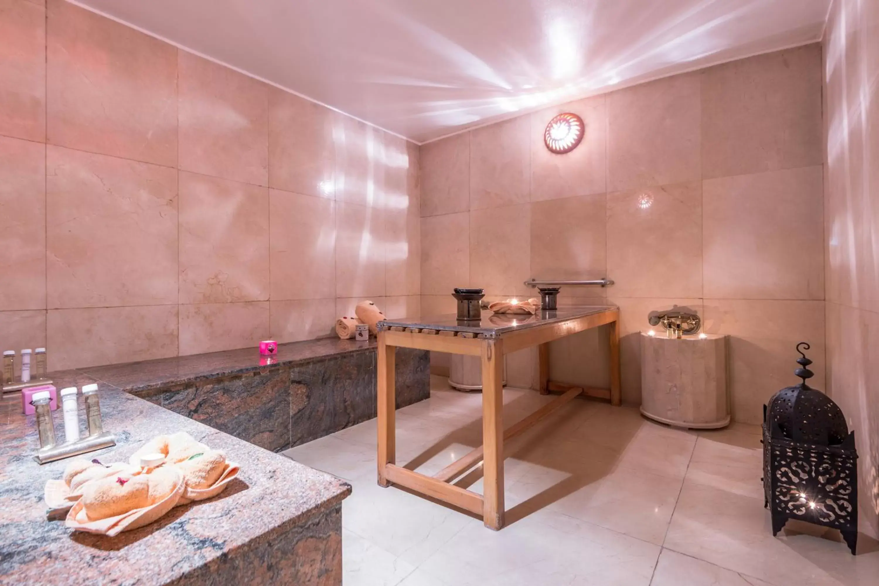 Steam room, Bathroom in Farah Rabat