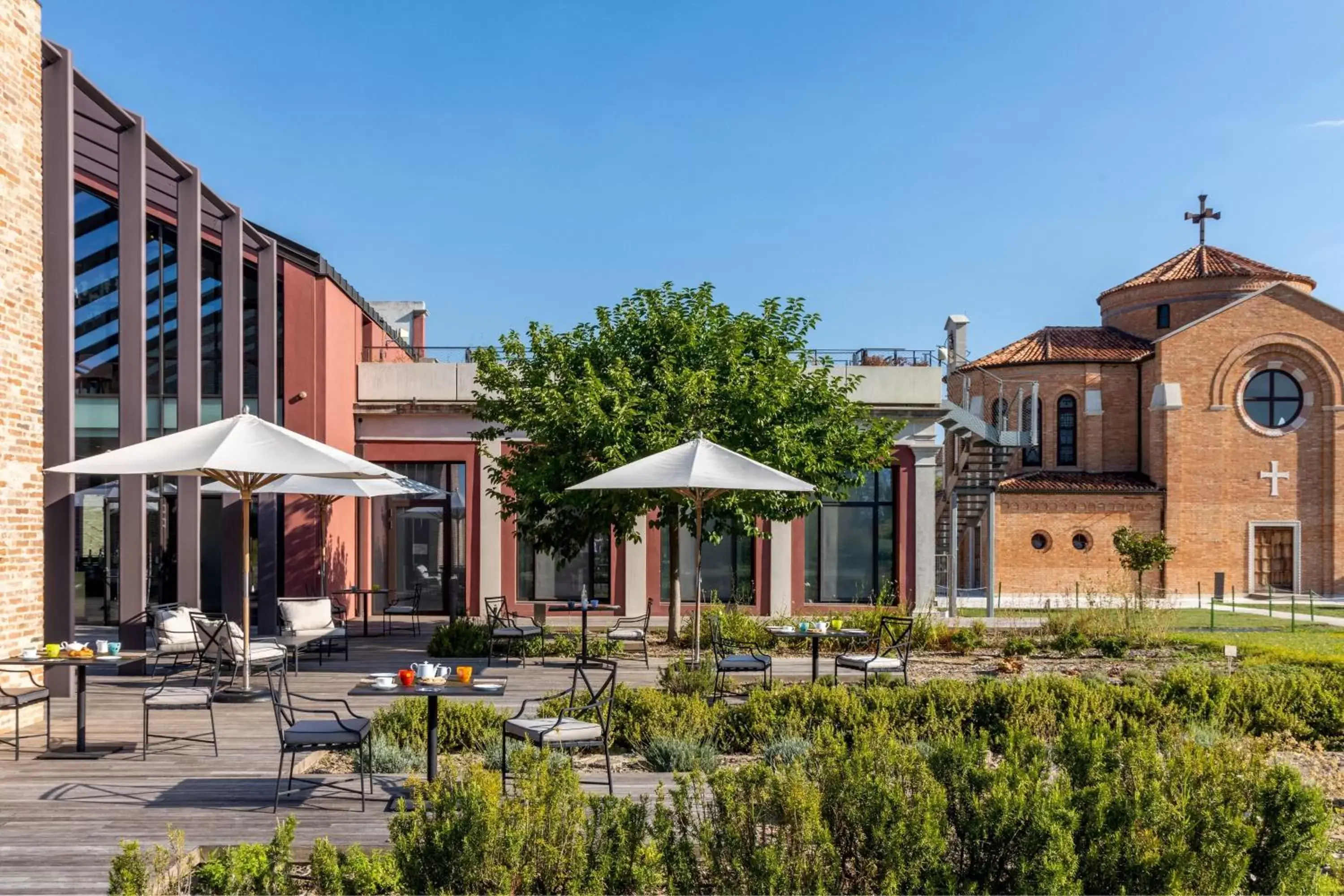 Restaurant/places to eat in JW Marriott Venice Resort & Spa