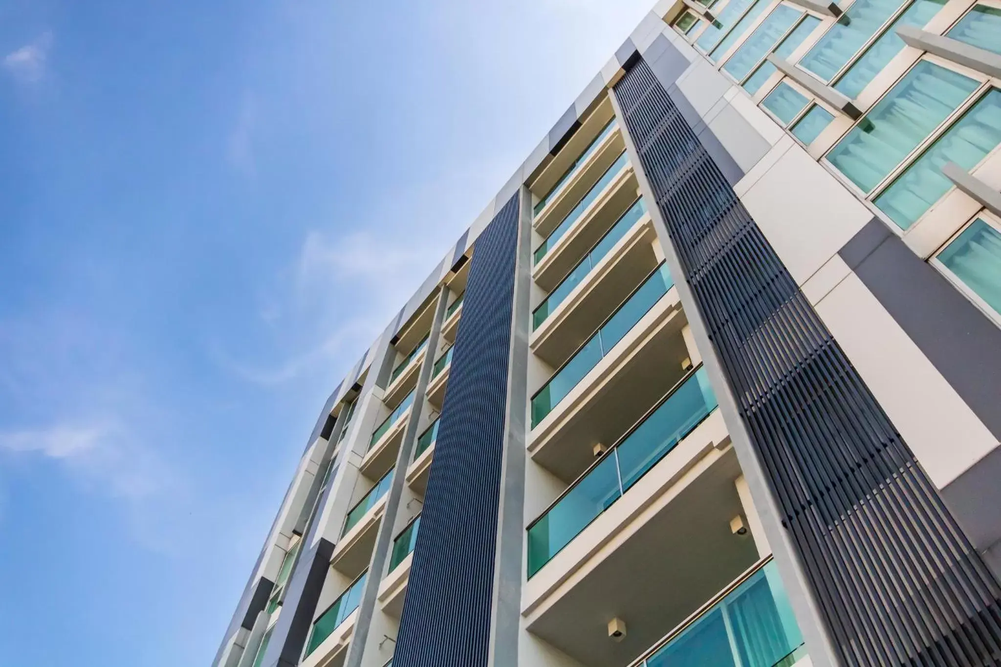 Property building in United Residence Ekamai Bangkok Property building in United Residence Ekamai Bangkok