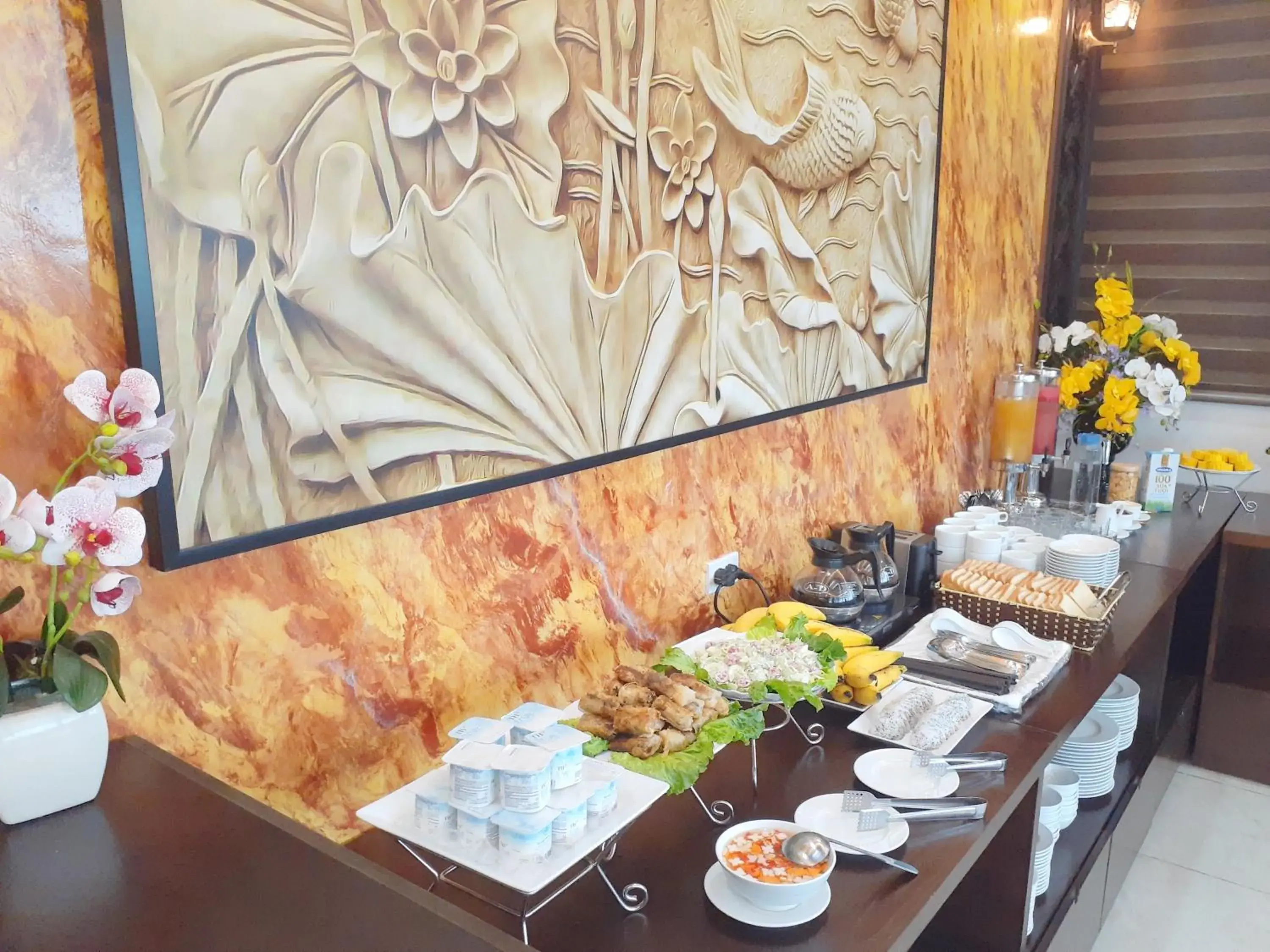 Buffet breakfast in T&M Luxury Hotel Hanoi
