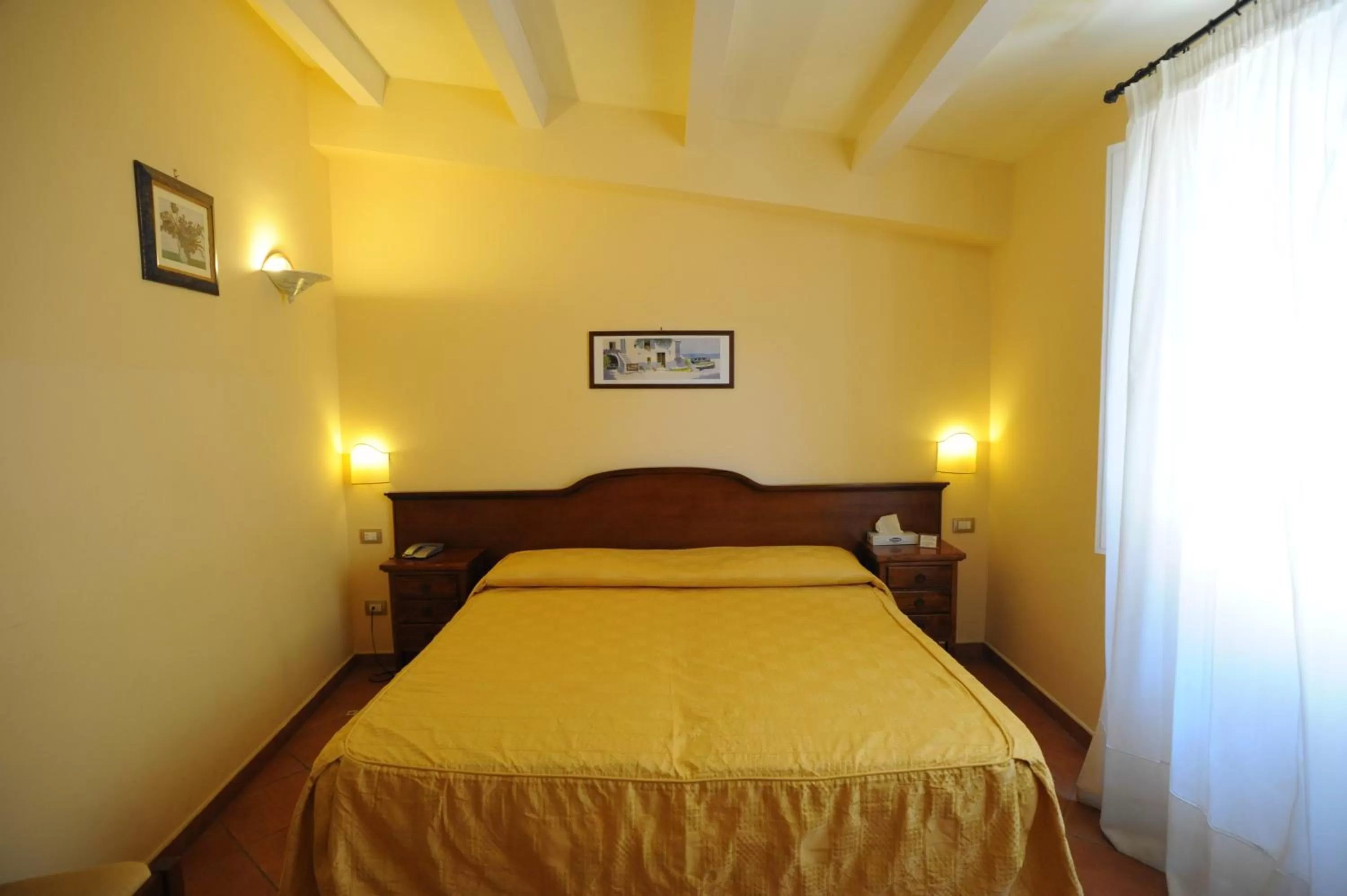 Bed in Hotel Mediterraneo