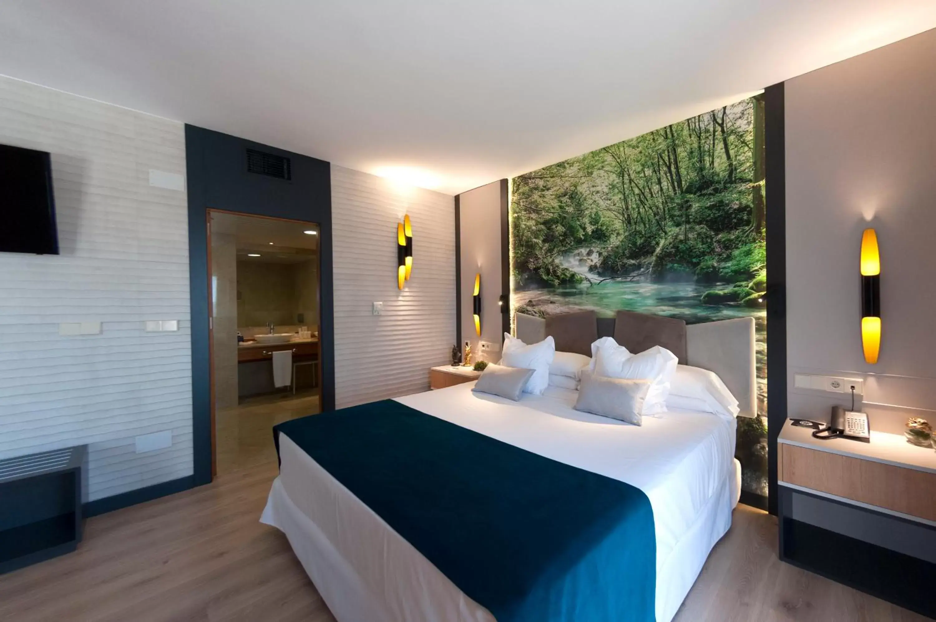 Bed in Hotel La Laguna Spa & Golf