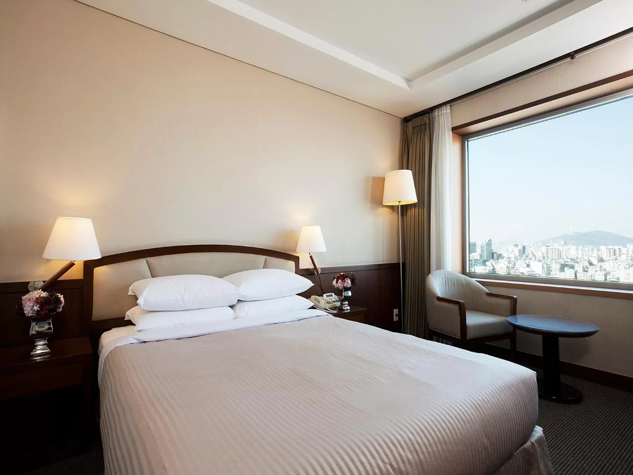 Photo of the whole room, Bed in Best Western Premier Gangnam Hotel