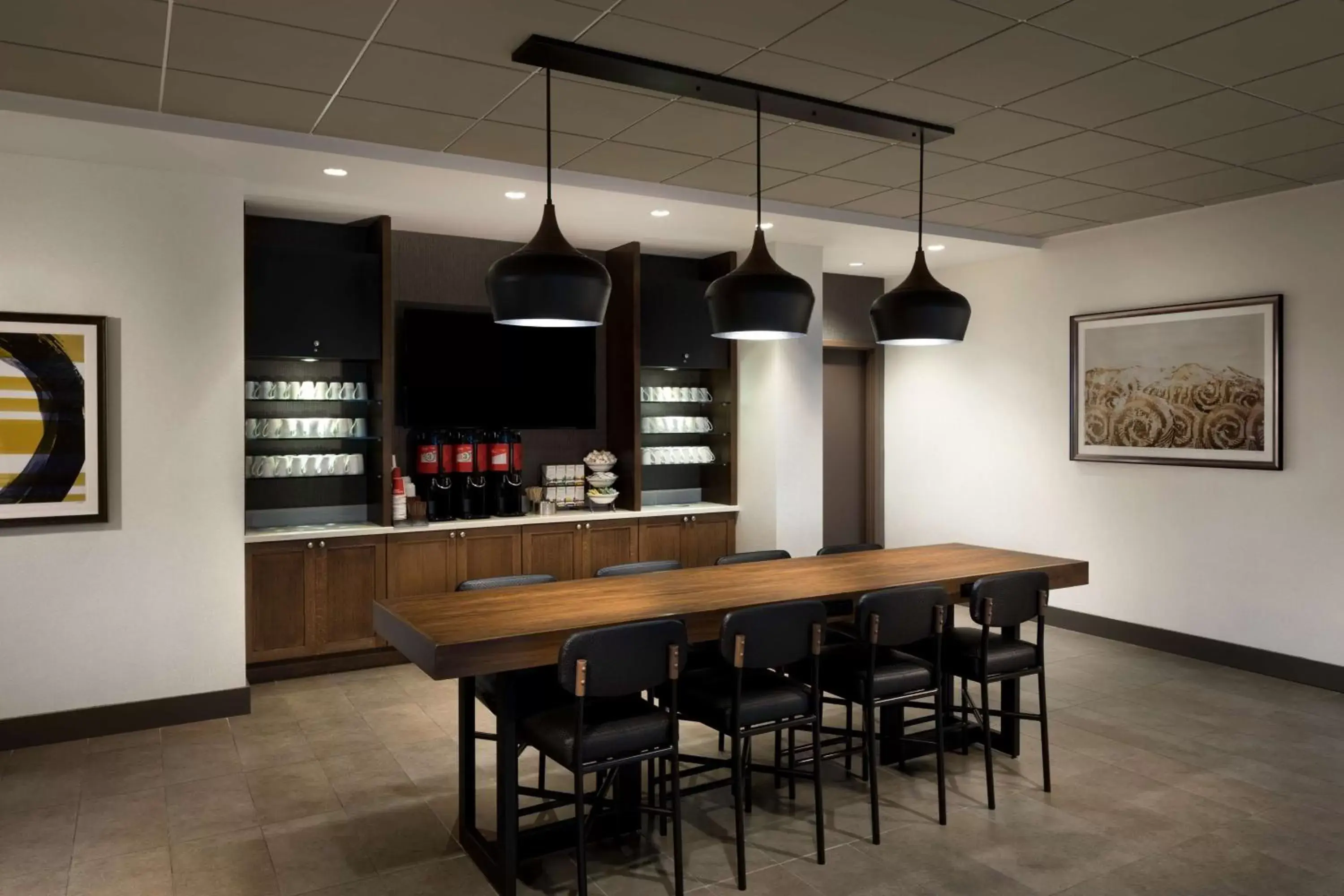 Lounge or bar, Dining Area in Hyatt Place Biloxi