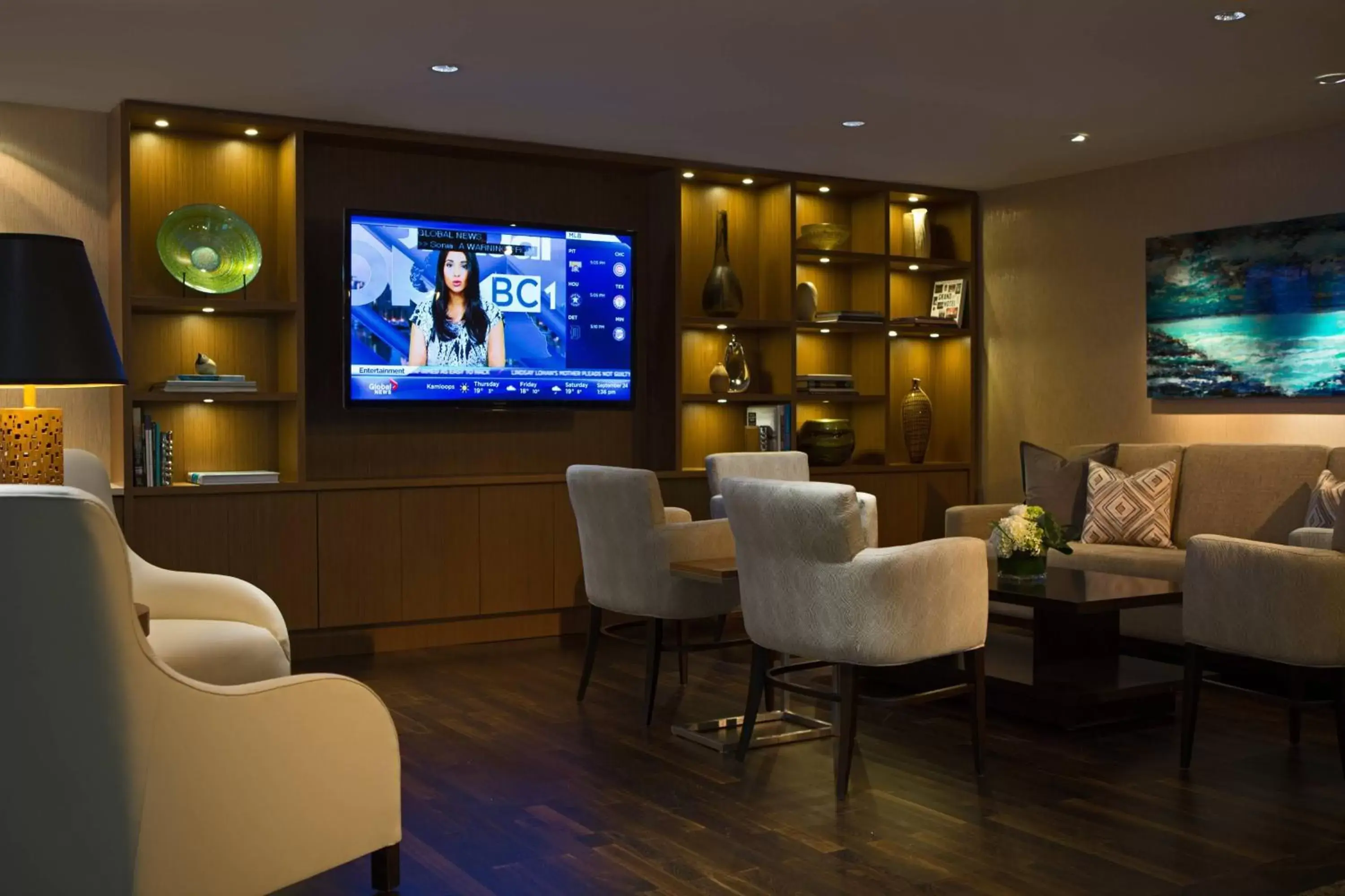 Photo of the whole room, TV/Entertainment Center in Vancouver Marriott Pinnacle Downtown Hotel