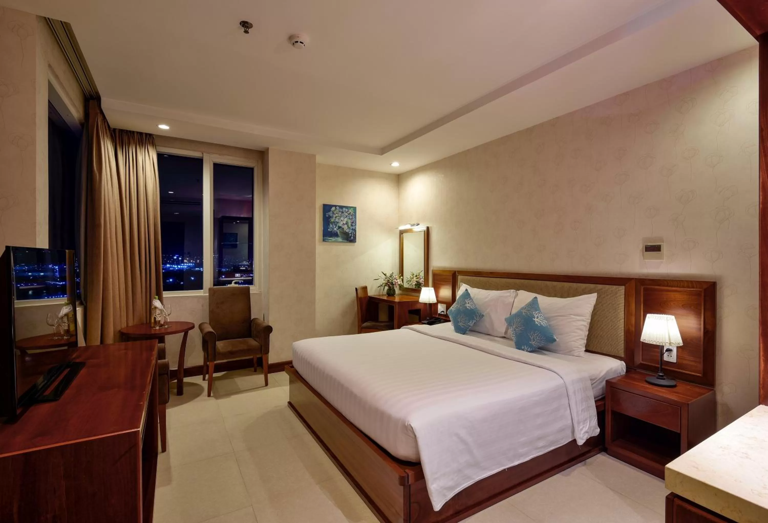 Night, Bed in Aquari Hotel