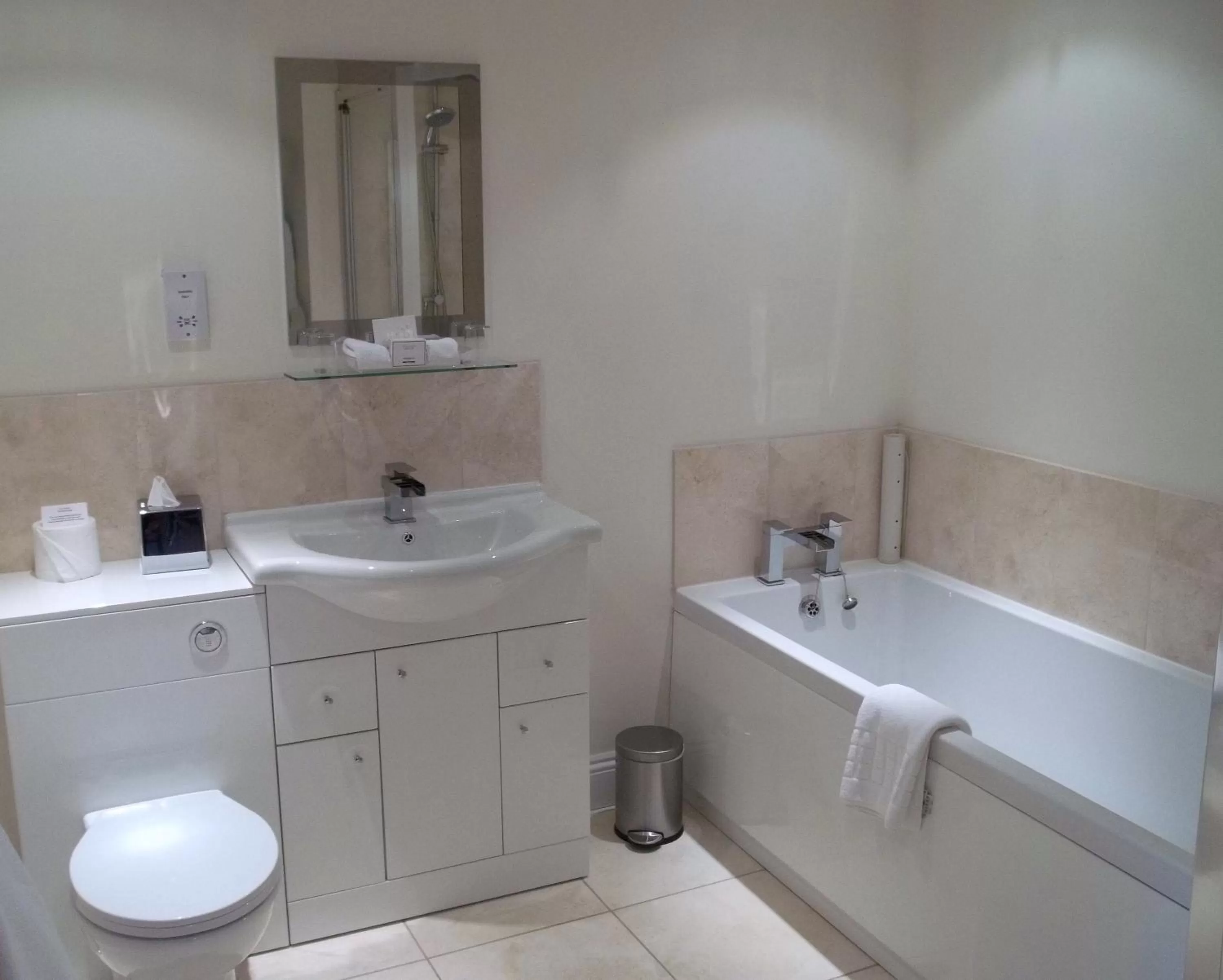 Bathroom in The Swan Hotel, Wells, Somerset - The Coaching Inn Group
