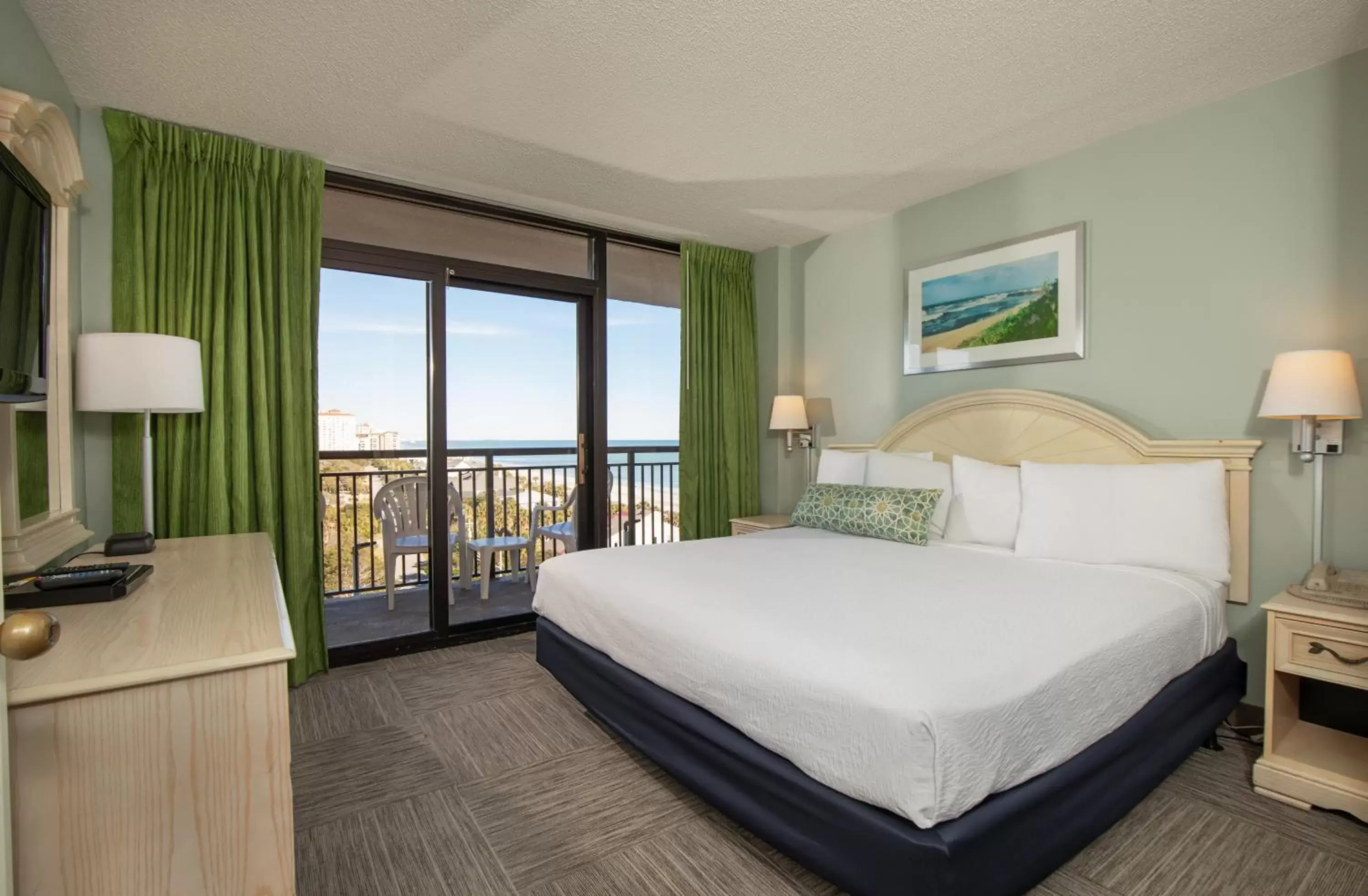 Bedroom in Grande Shores Ocean Resorts Condominiums
