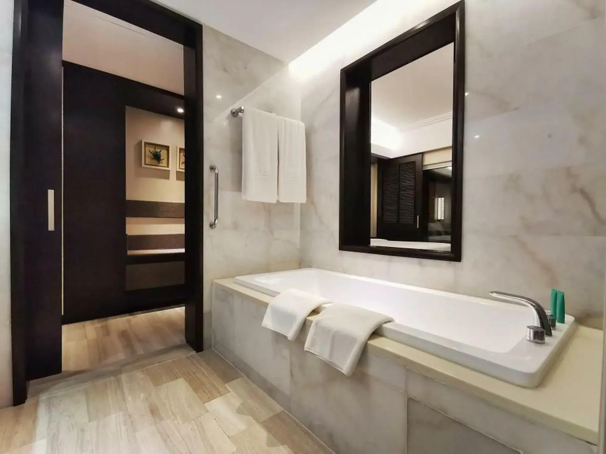 Bath, Bathroom in BE Grand Resort, Bohol