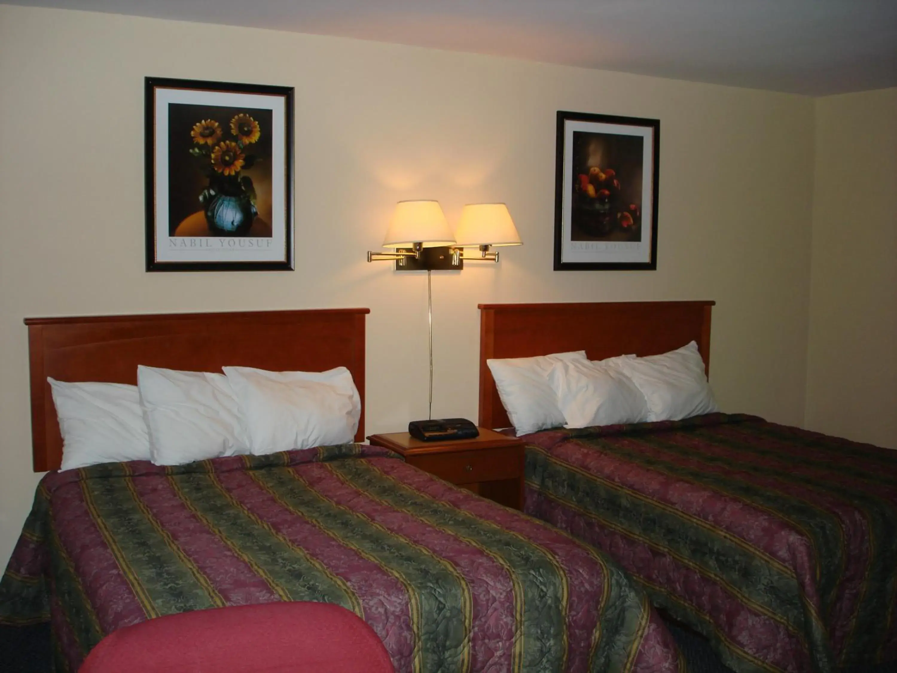 Photo of the whole room, Bed in The Gables Inn