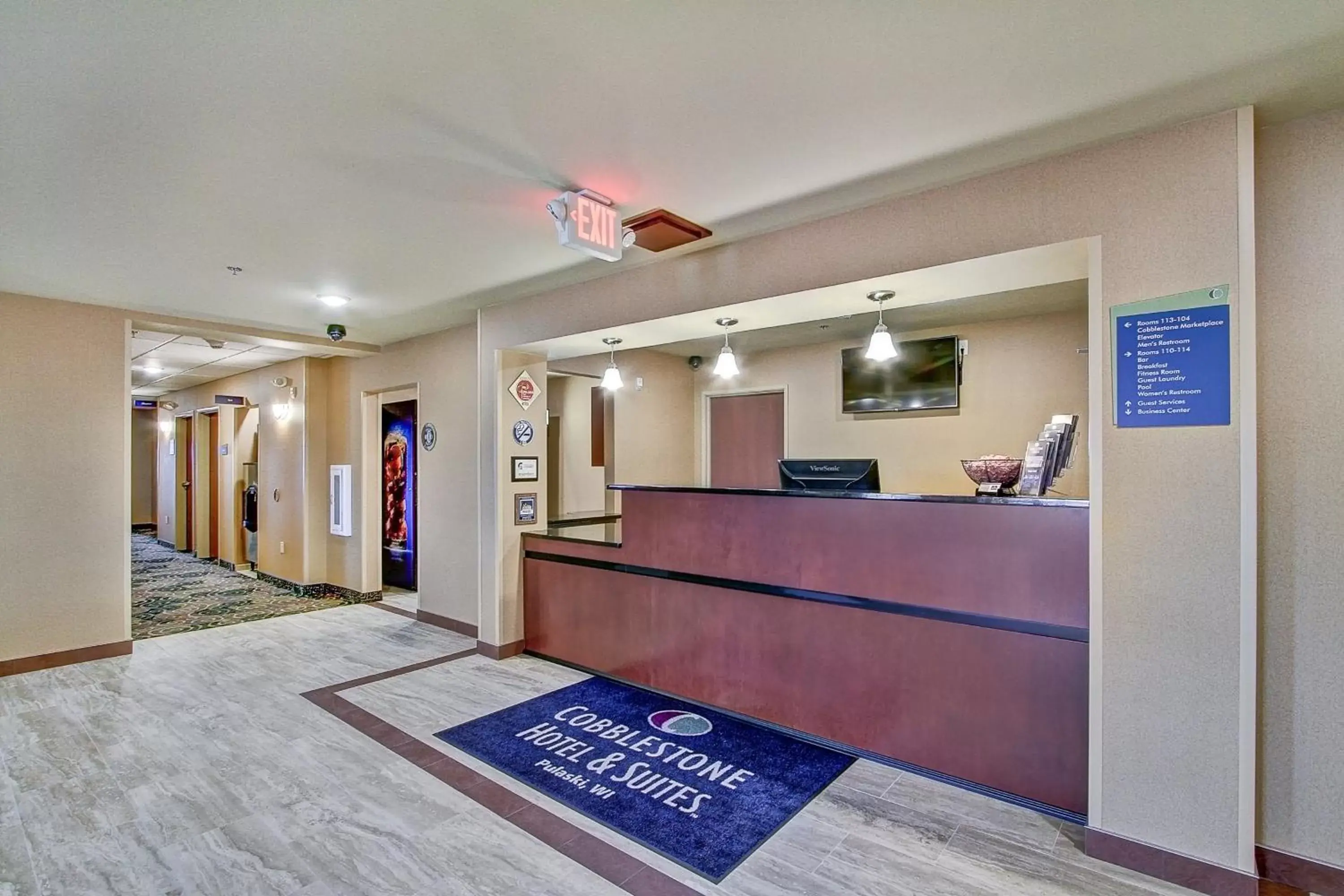 Lobby or reception, Lobby/Reception in Cobblestone Hotel & Suites Pulaski/Green Bay