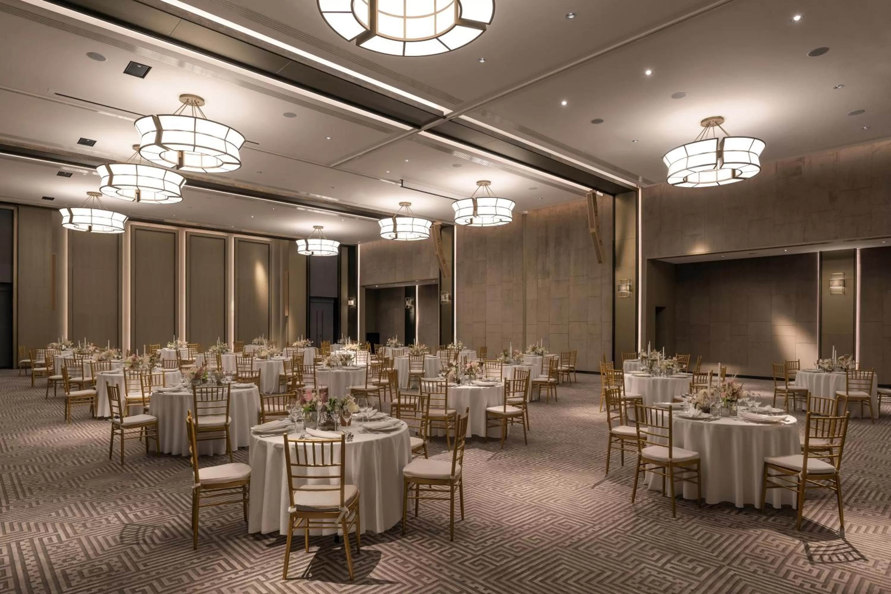 Business facilities in Amara - Sea Your Only View™