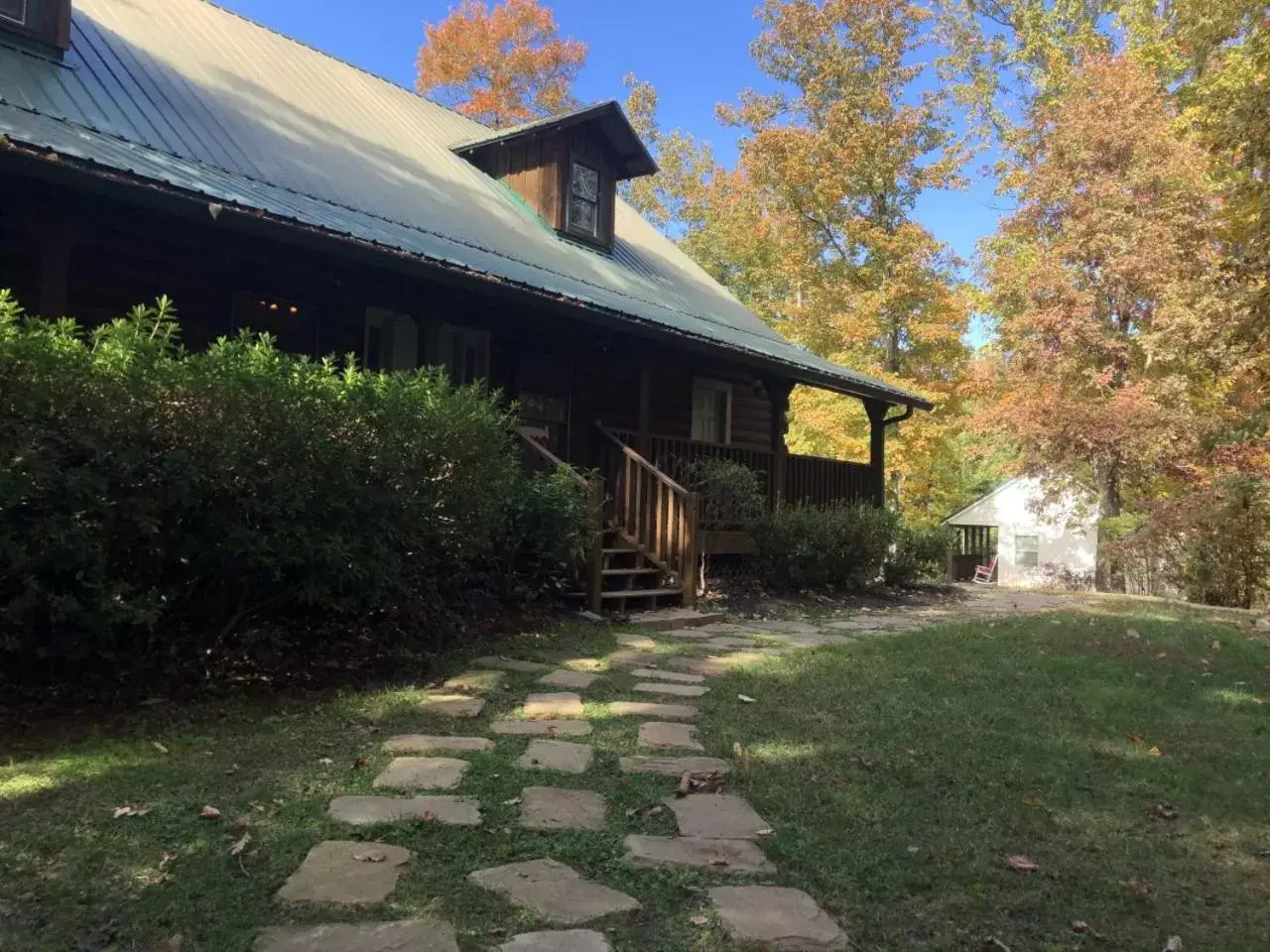 Property Building in Barefoot Hills