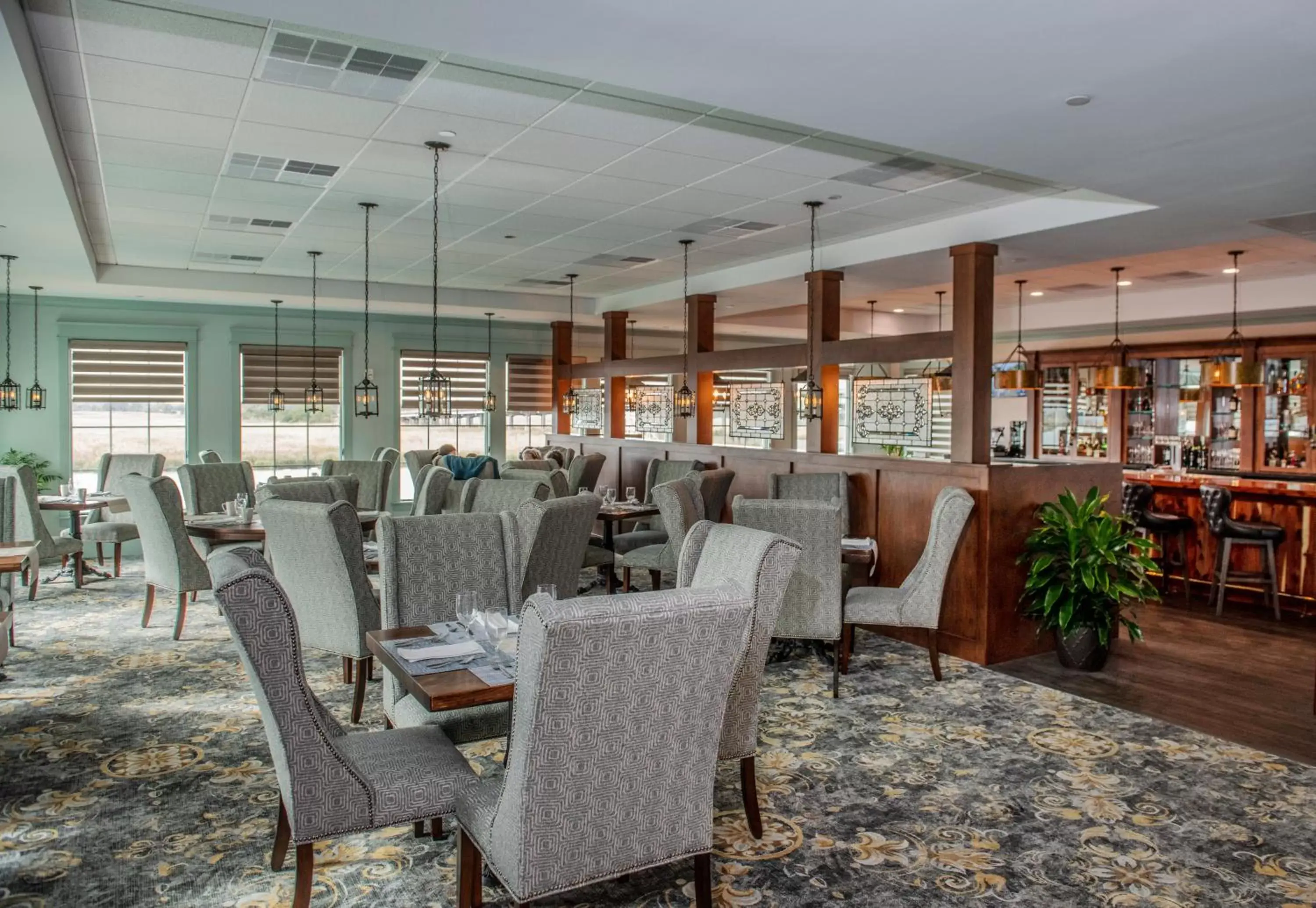 Restaurant/places to eat in Oaks on the River Restaurant/places to eat in Oaks on the River