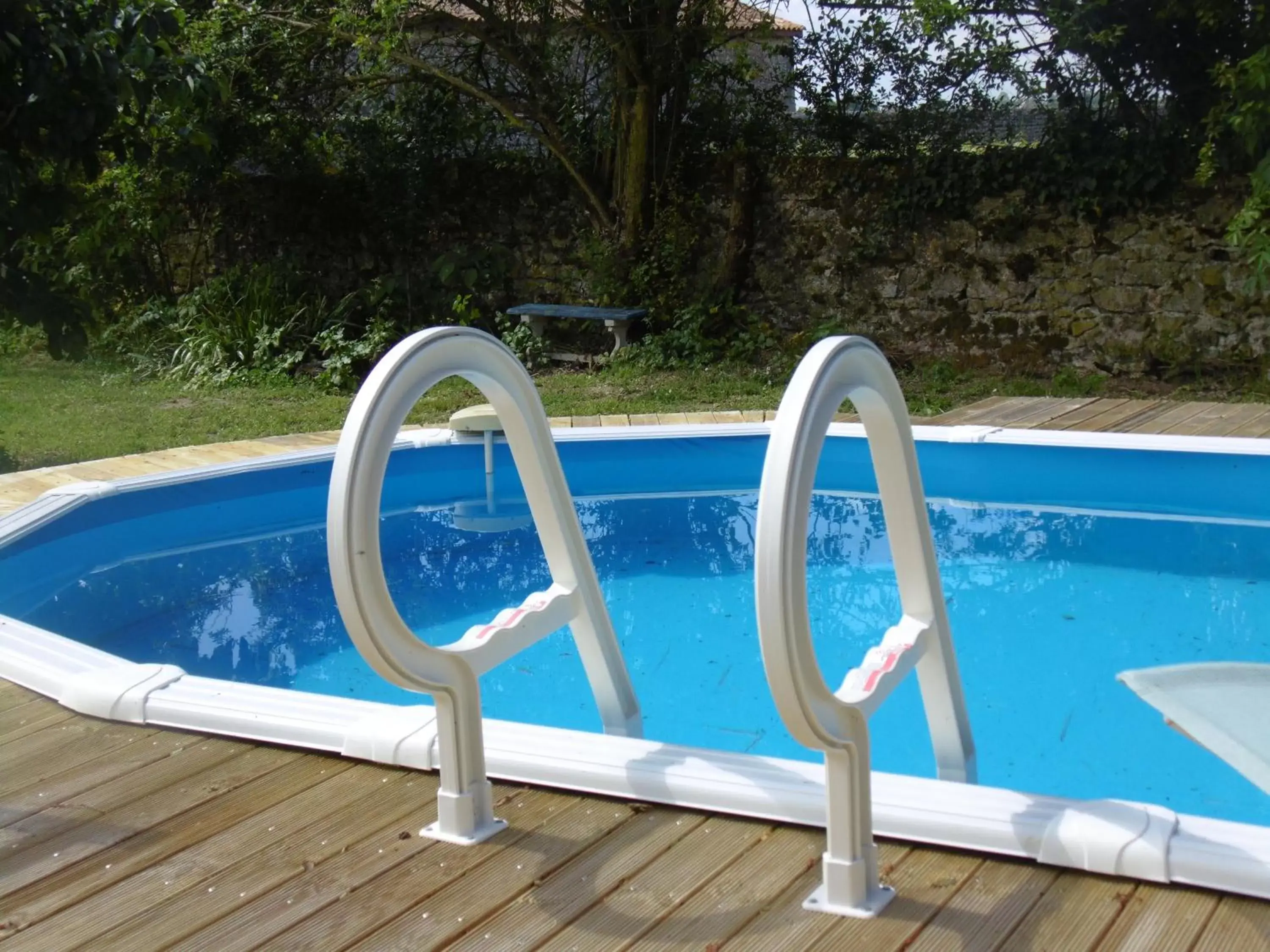 Activities, Swimming Pool in La Cadournaise
