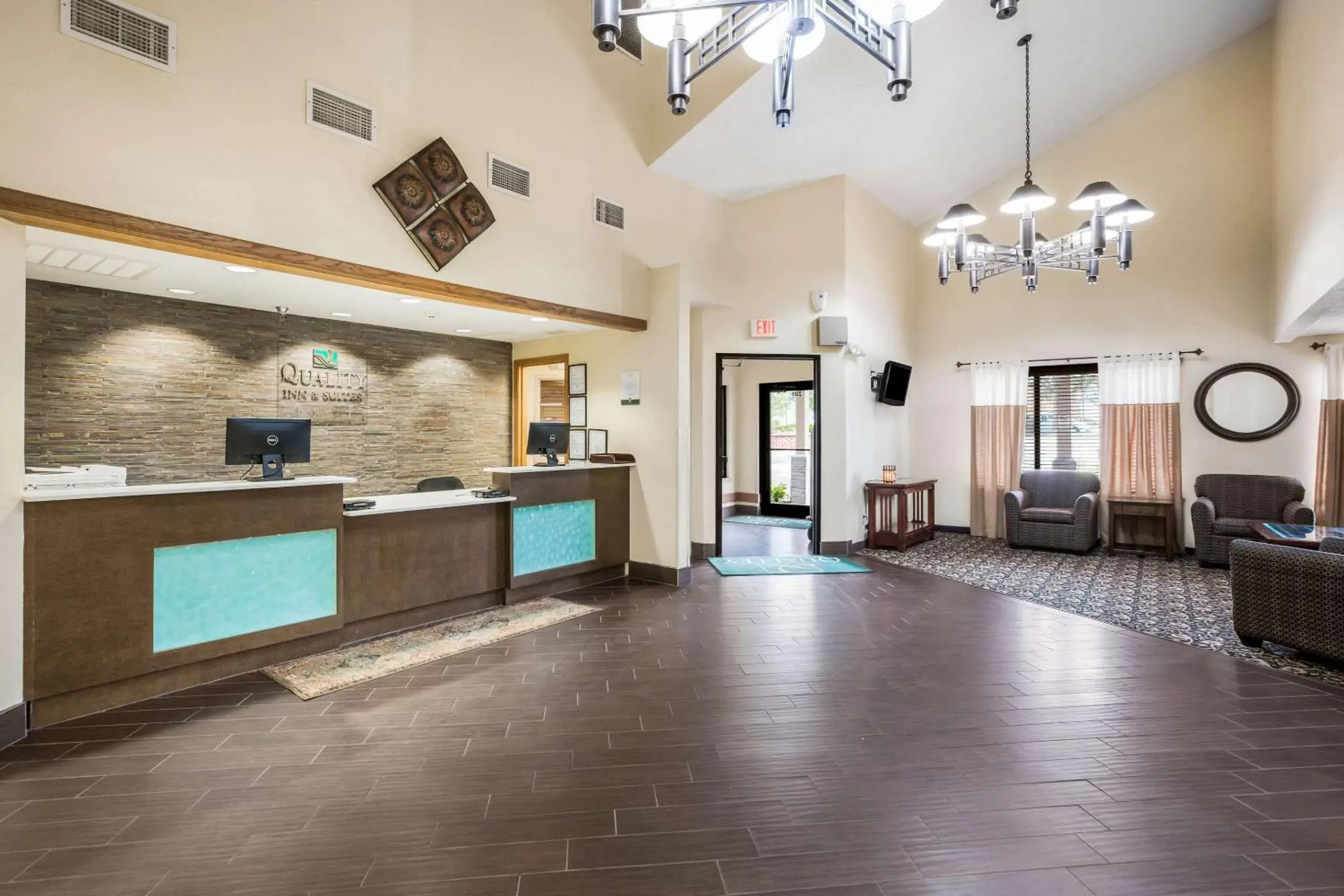 Lobby or reception, Lobby/Reception in Quality Inn & Suites Lawrence - University Area