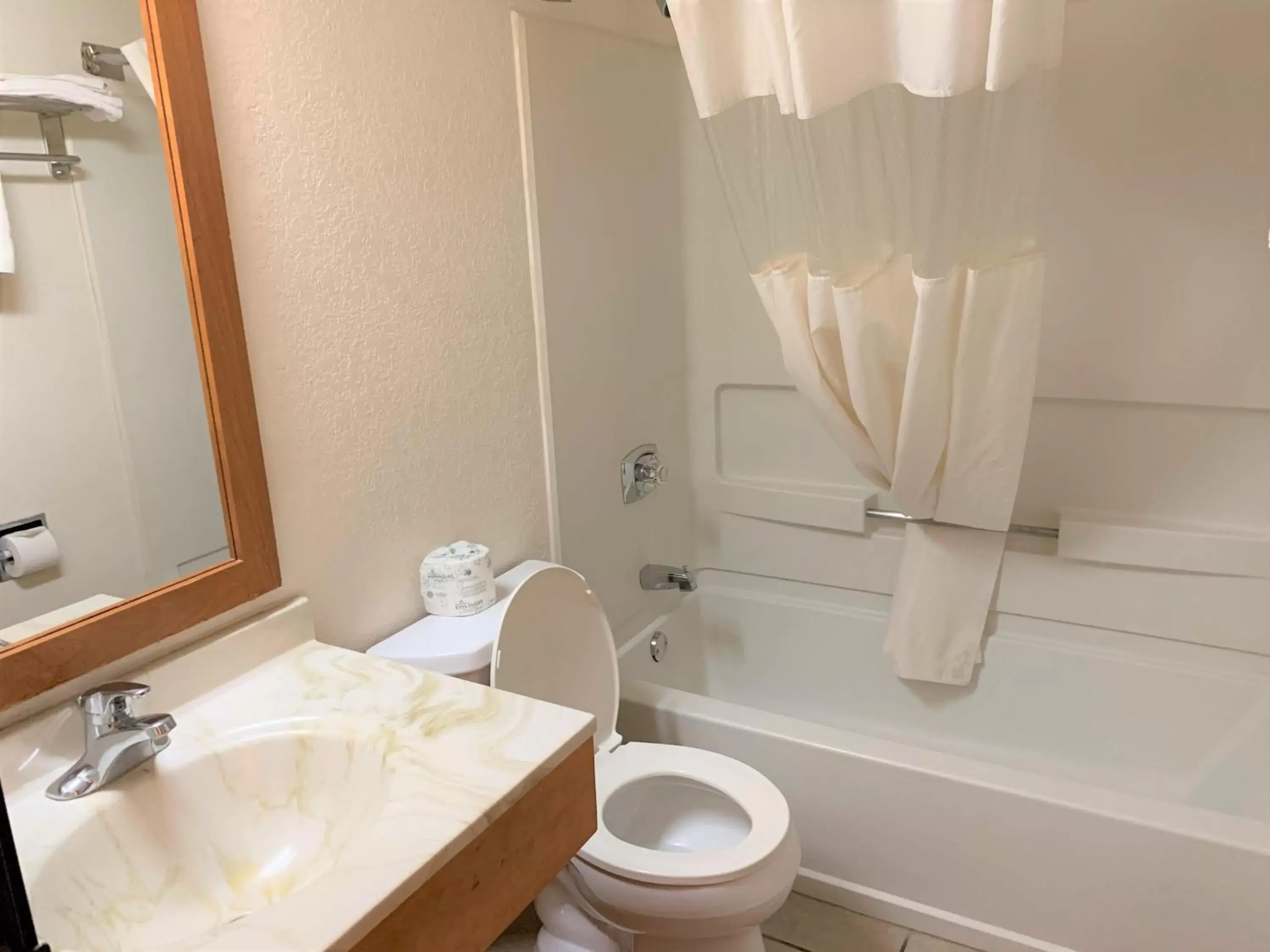 Shower, Bathroom in Super 8 by Wyndham Shakopee