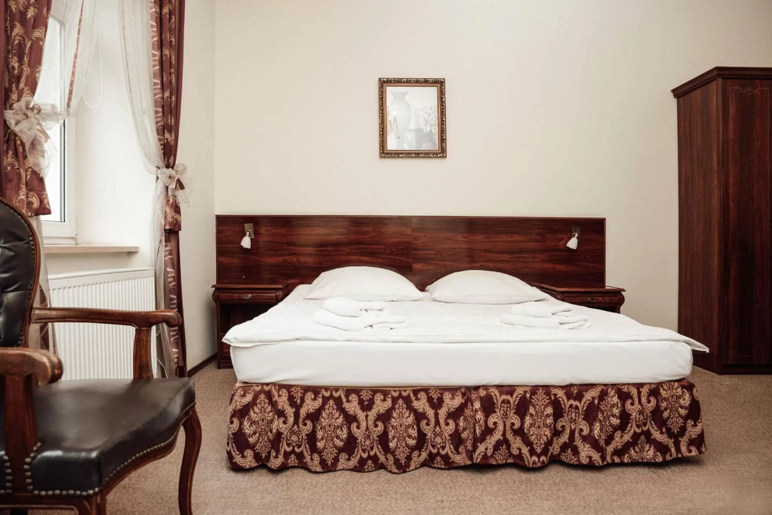 Bed in Old Time Hotel