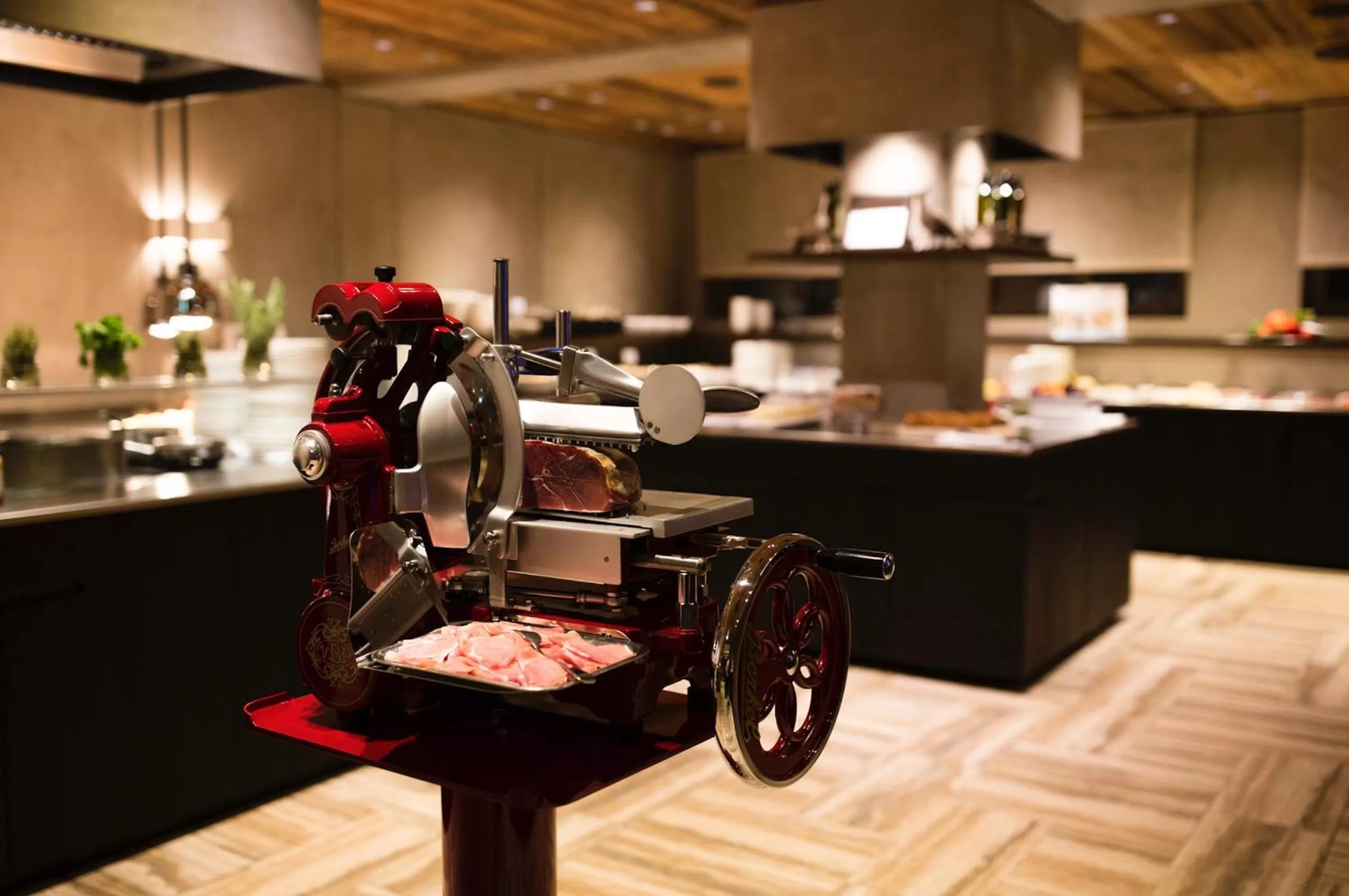 Food in ElisabethHotel Premium Private Retreat- Adults only