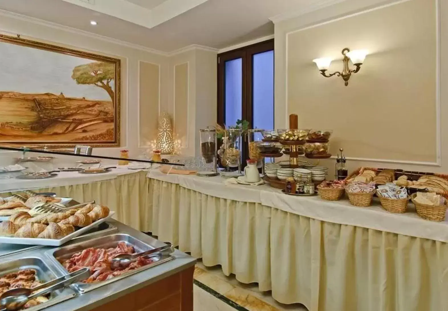 Breakfast, Food in Tmark Hotel Vaticano