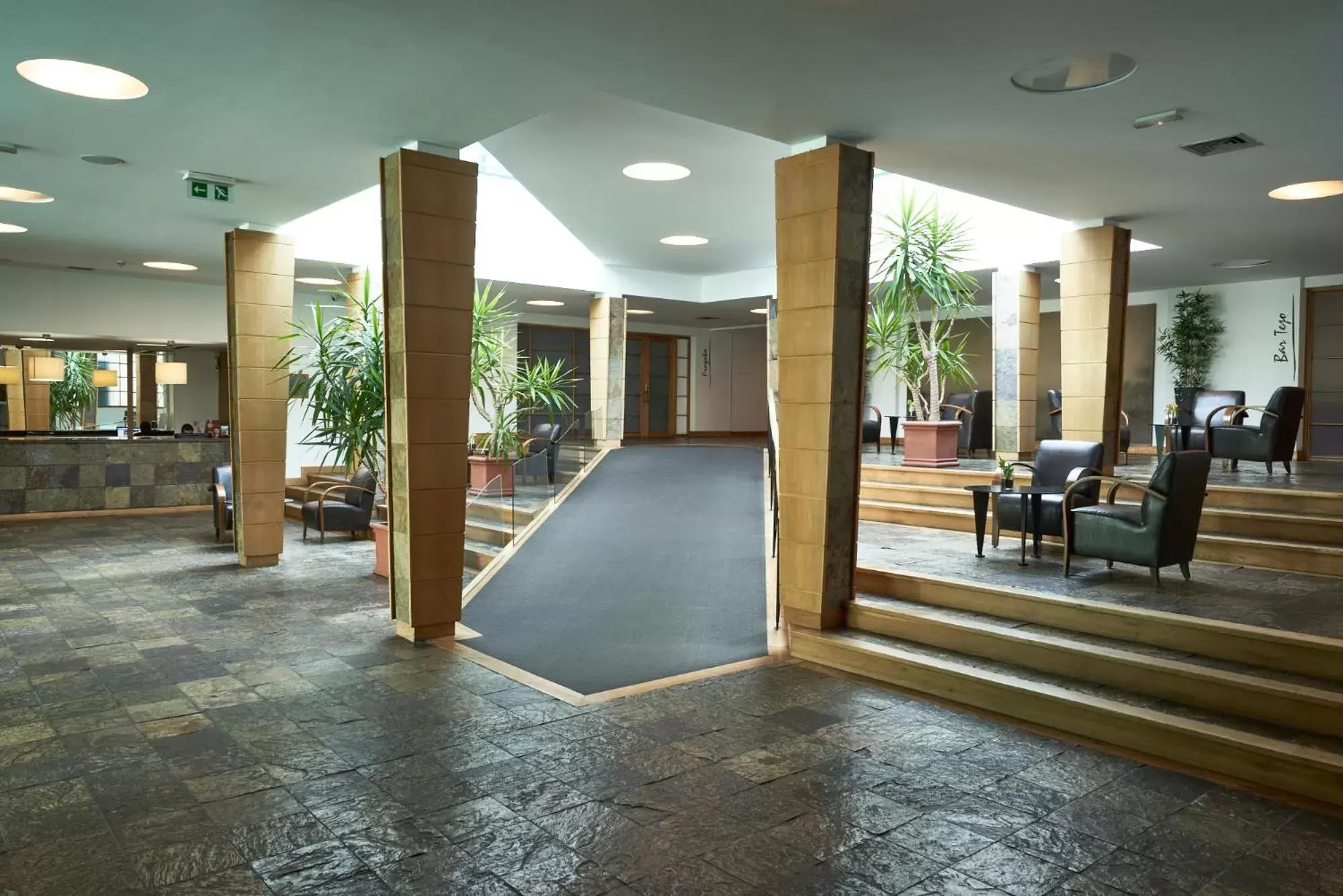 Lobby or reception, Lobby/Reception in Leziria Parque Hotel