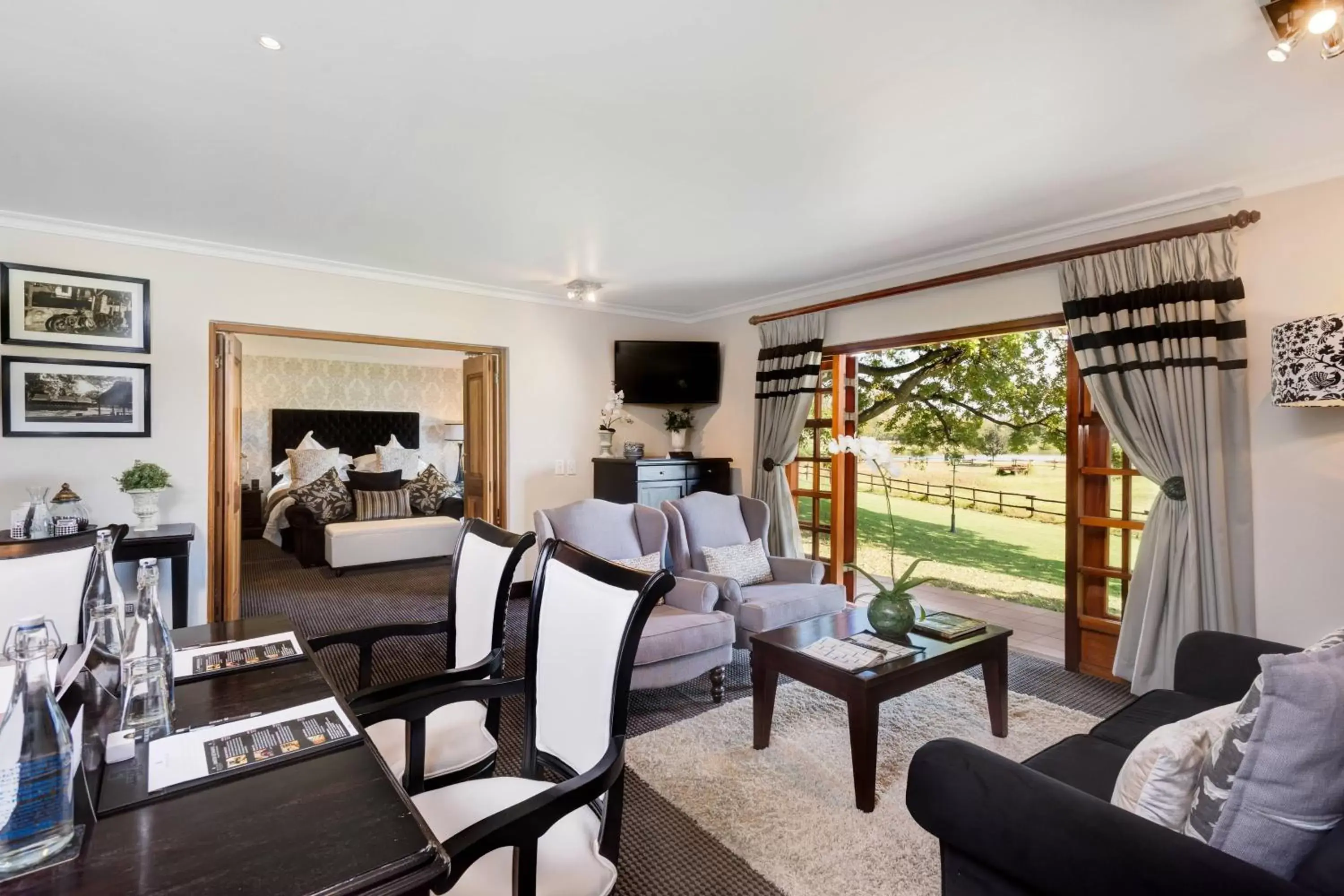 Living room in Irene Country Lodge, Autograph Collection