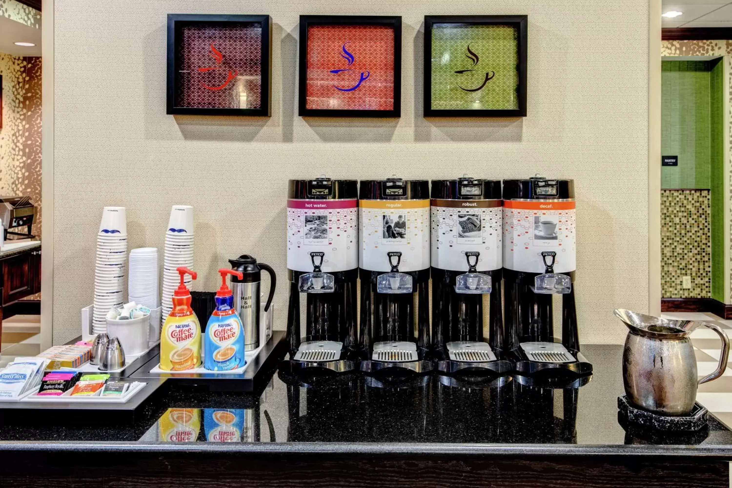 Restaurant/places to eat in Hampton Inn Cambridge Restaurant/places to eat in Hampton Inn Cambridge