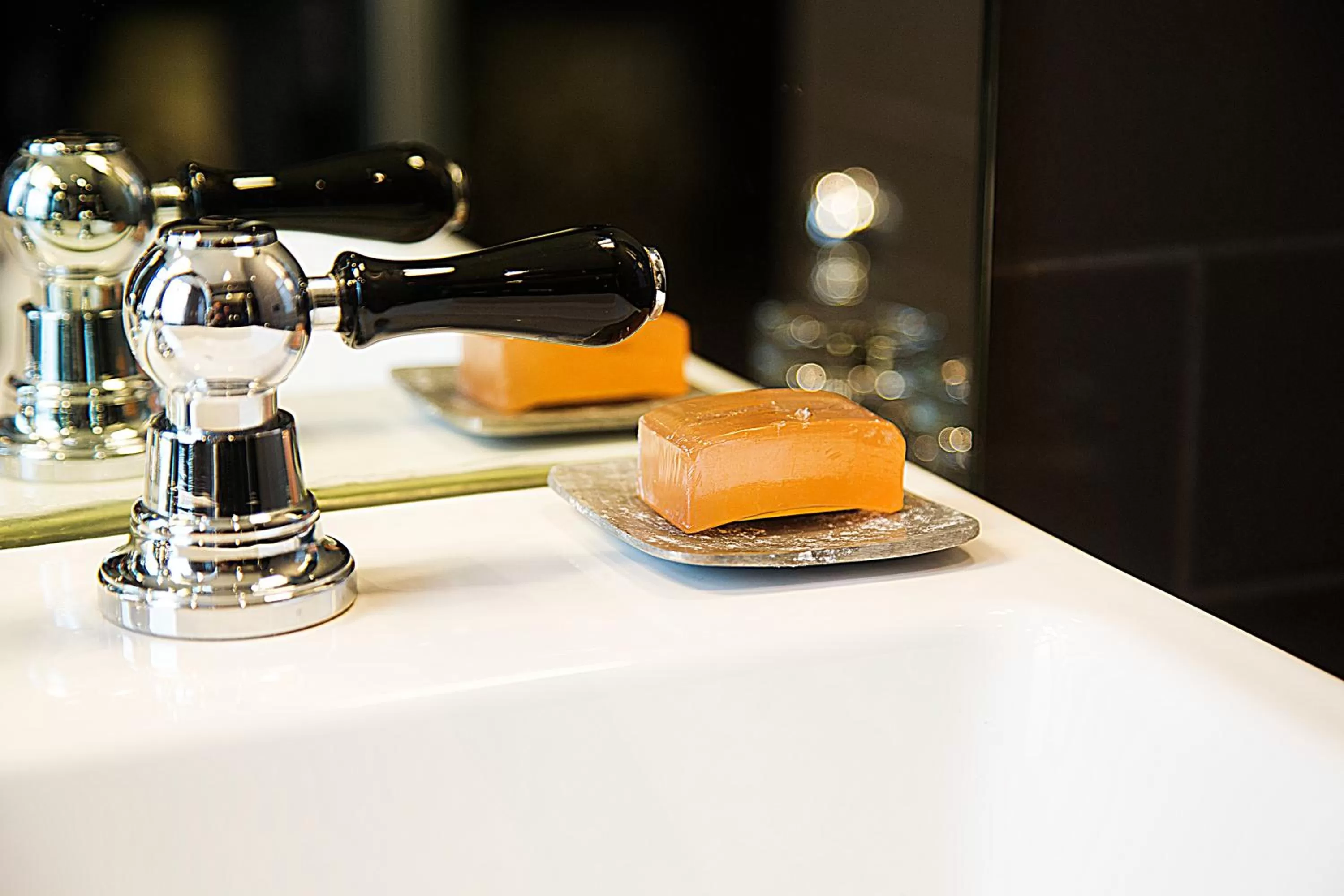 Standard Twin Room in Hotel Les Nuits