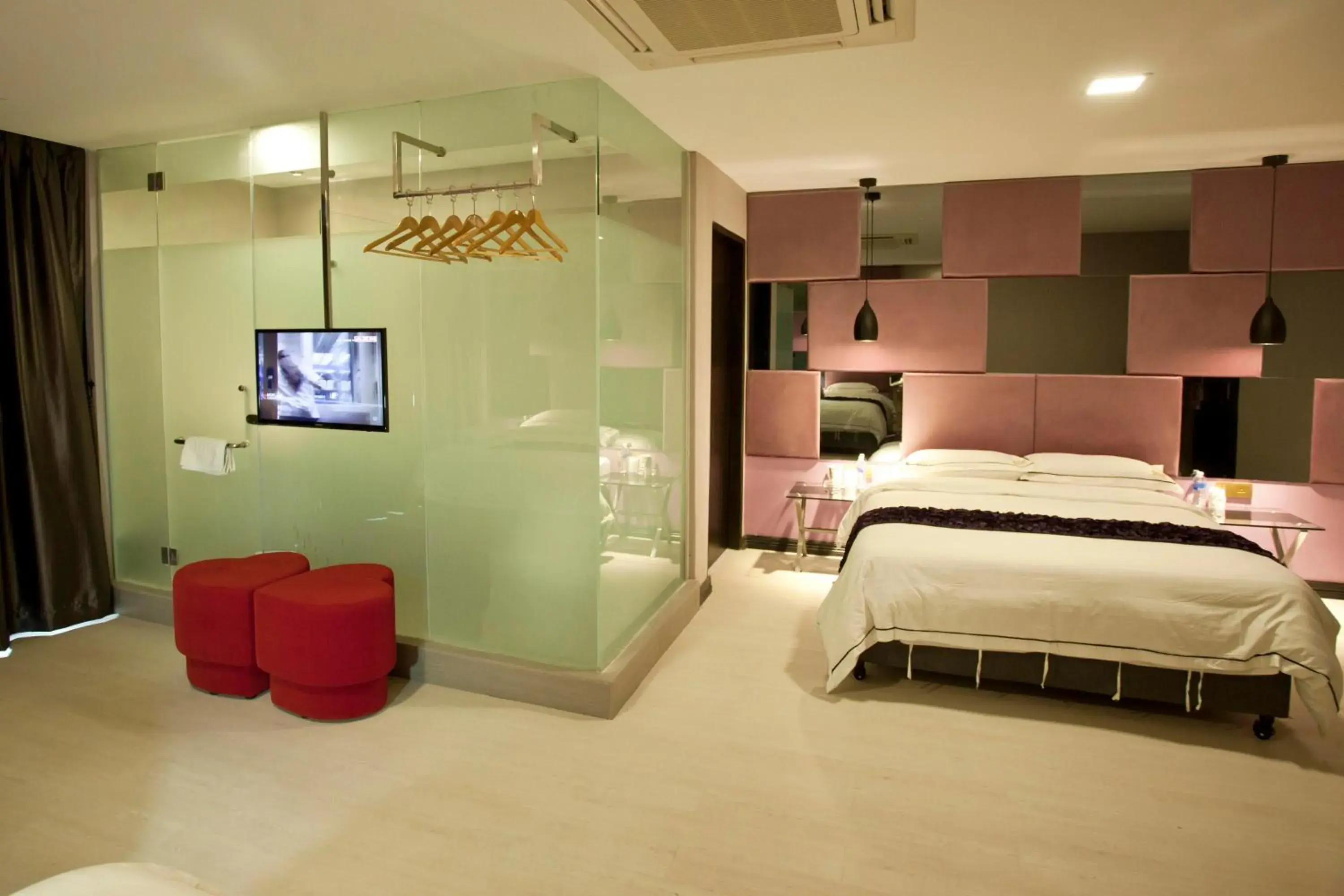 Photo of the whole room, Room Photo in Euro+ Hotel Johor Bahru