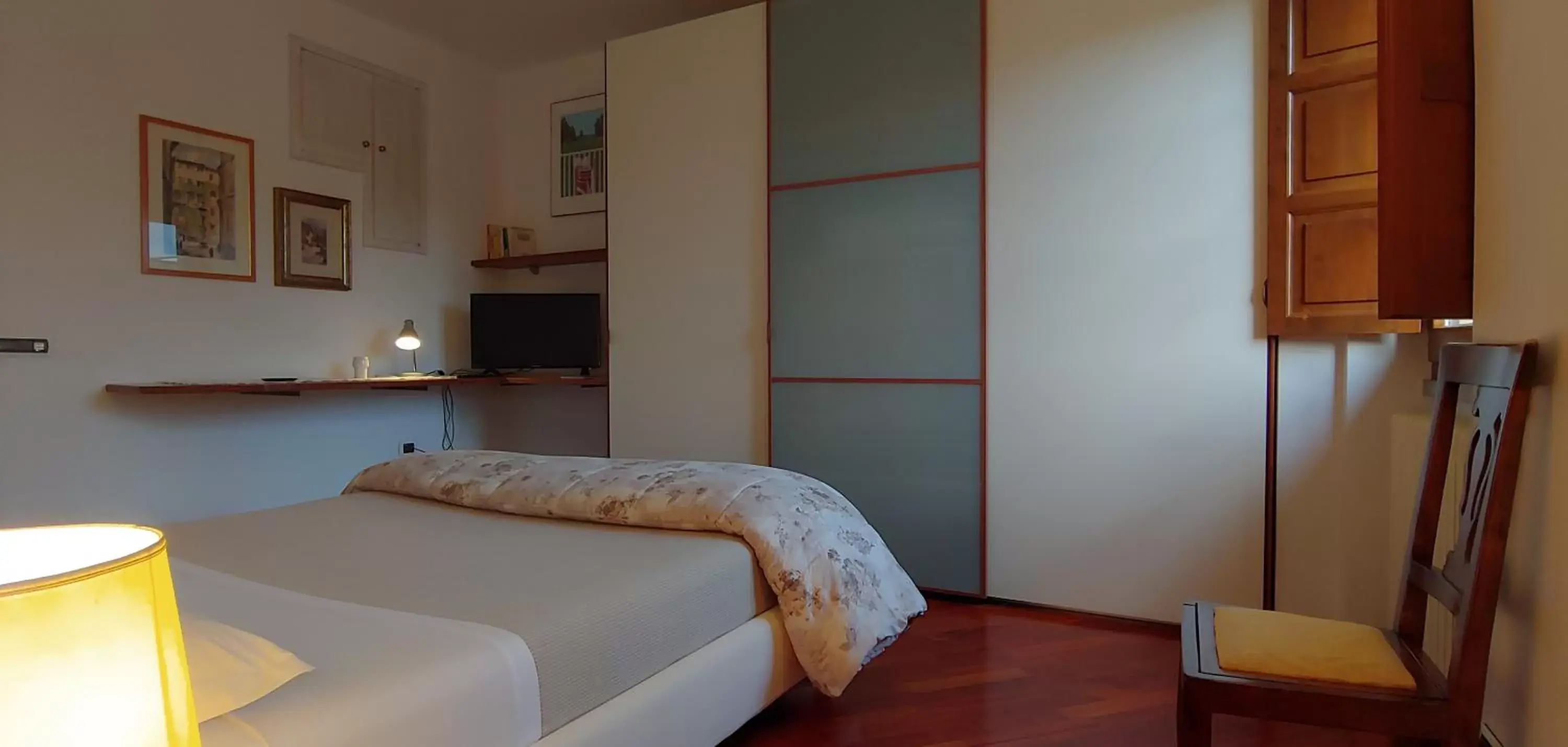 Photo of the whole room, Bed in Torrebianca Tuscany Photo of the whole room, Bed in Torrebianca Tuscany