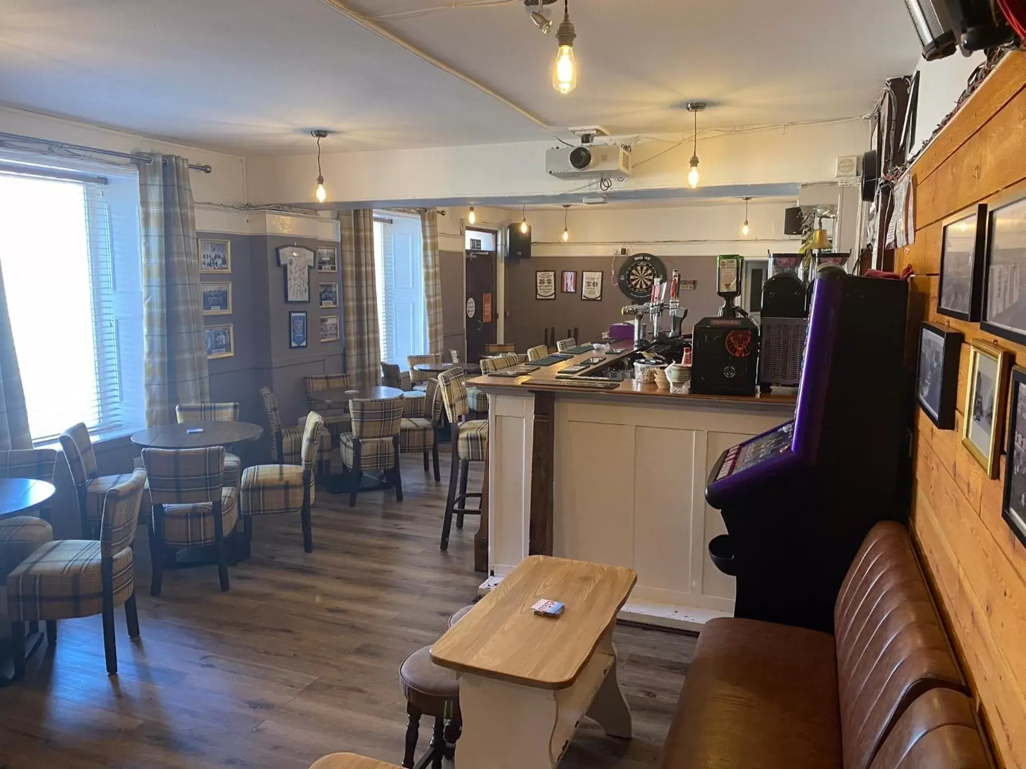 Restaurant/Places to Eat in Queensberry arms hotel