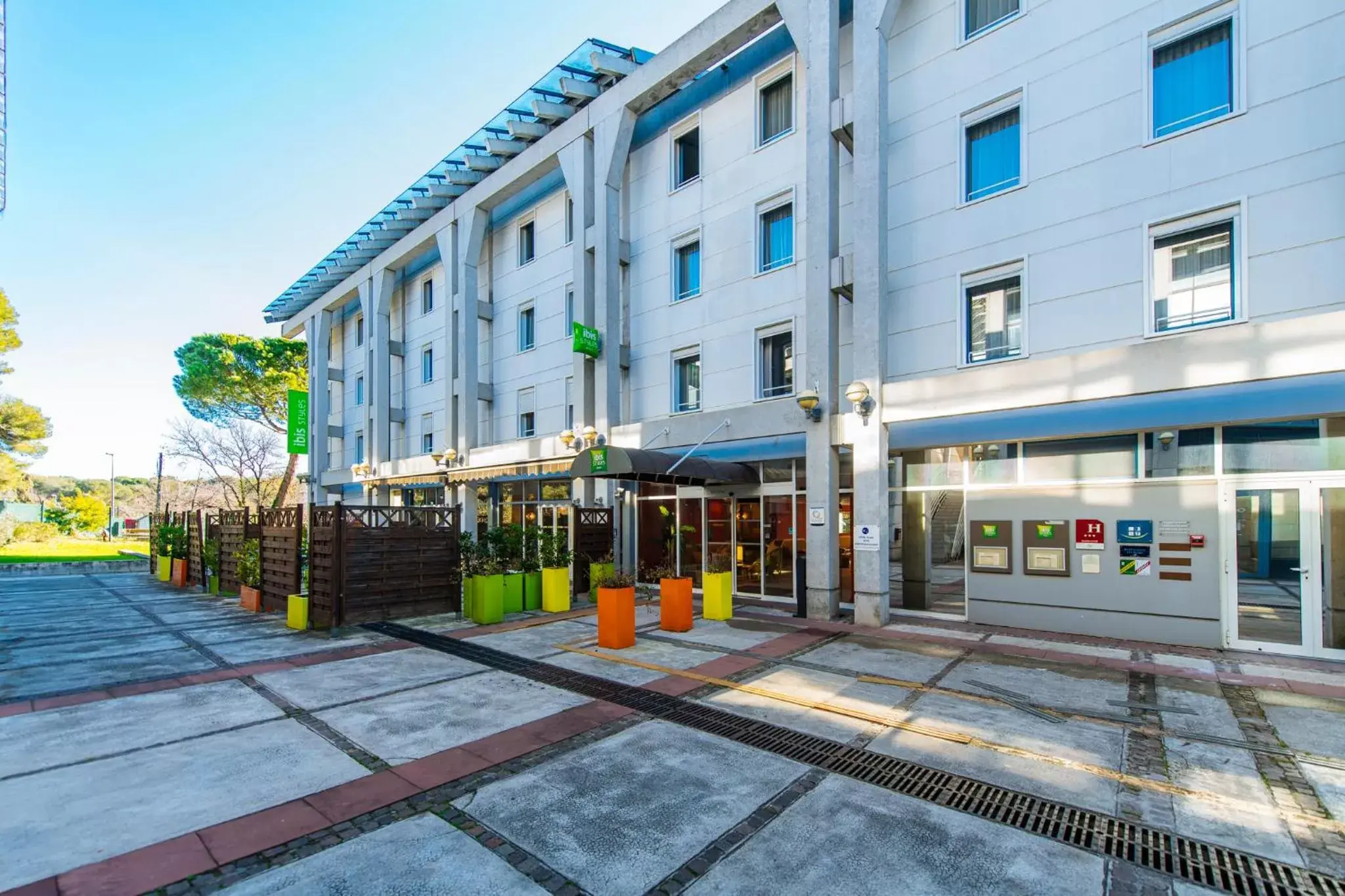 Property building in ibis Styles Antibes