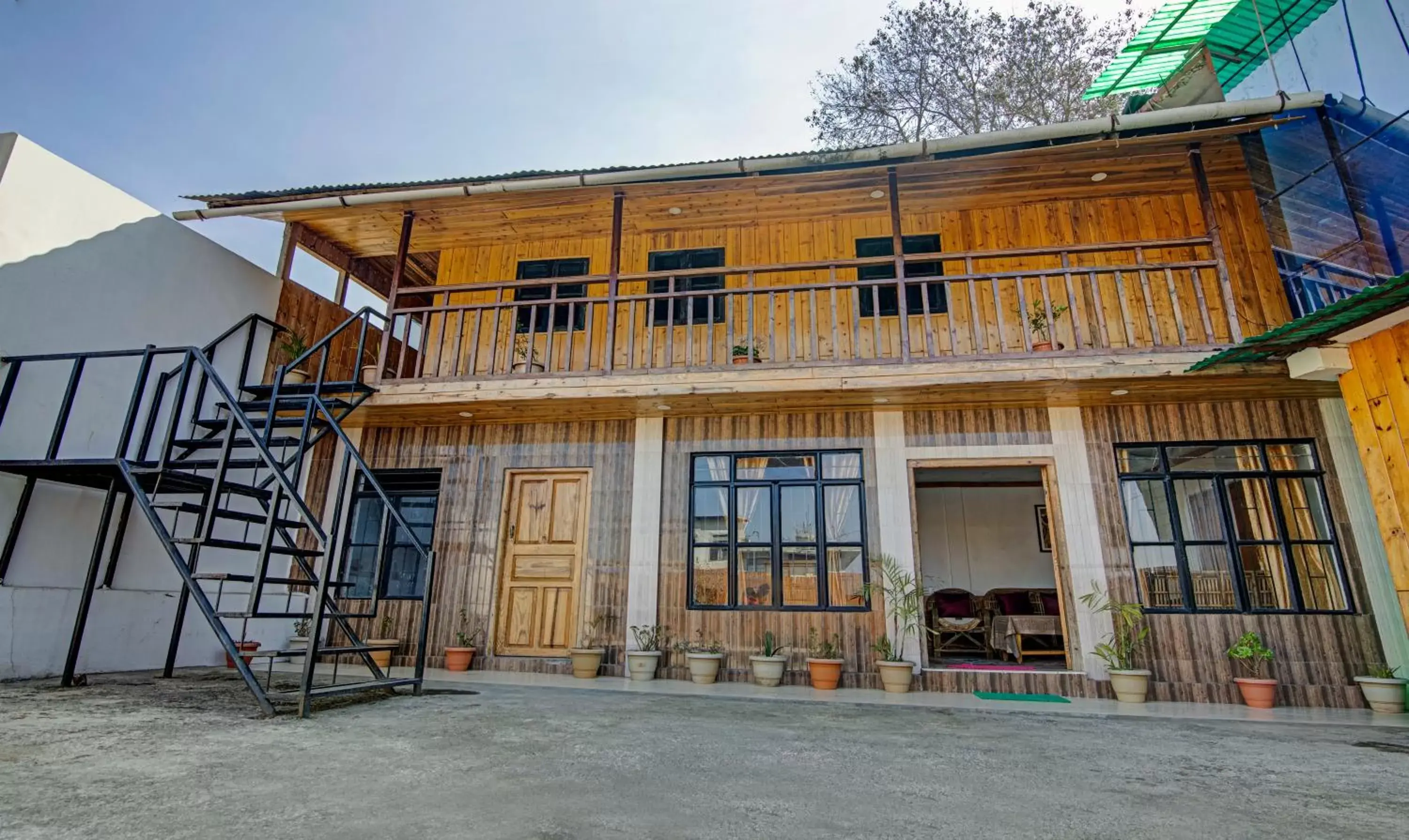 Property building in Treebo Omega Stay Inn Property building in Treebo Omega Stay Inn